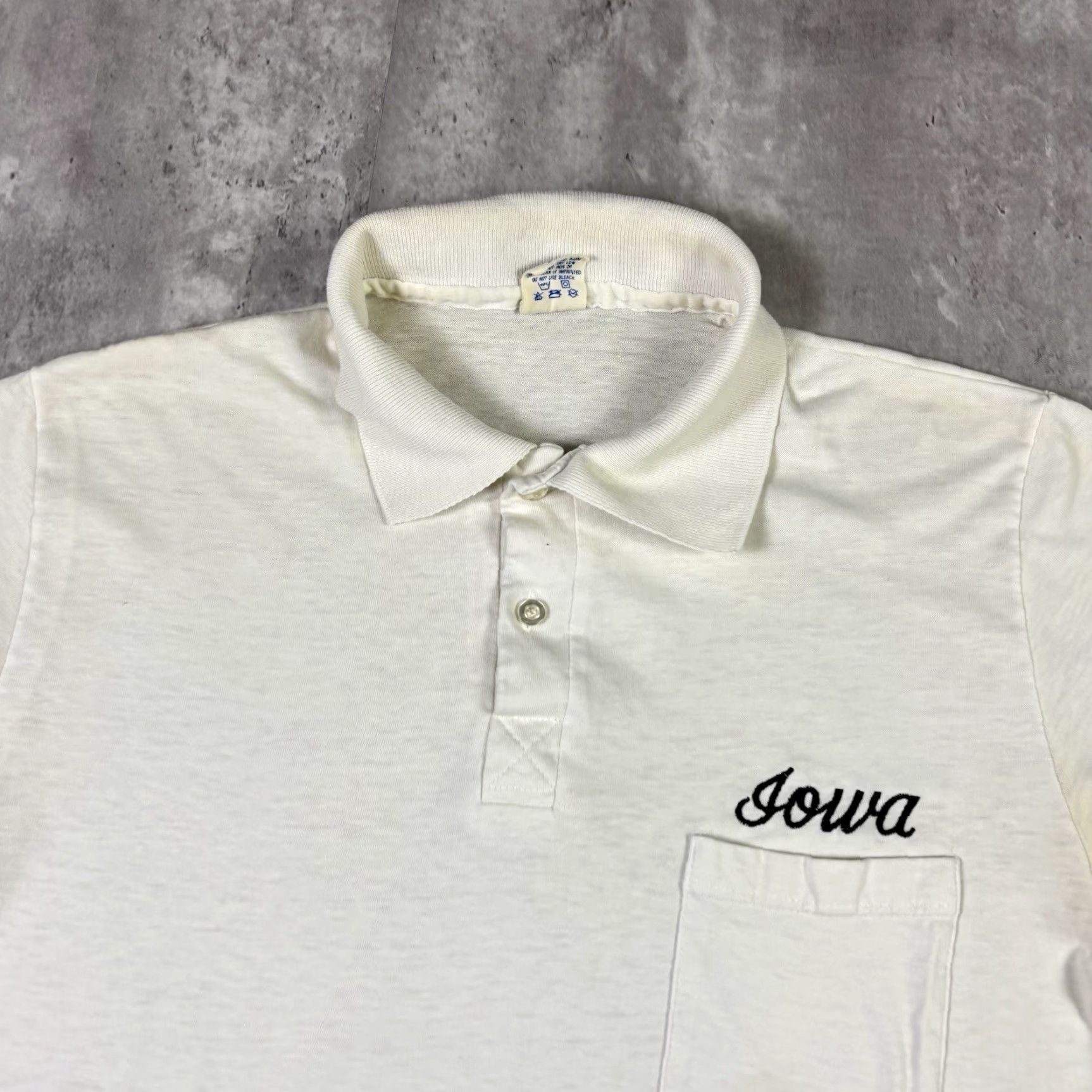 Vintage VINTAGE Iowa University 80s Collared Polo T Shirt L White Cotton Men Regular 32 Degrees Cool 80s Theme Baseball Shirt Size US L / EU 52-54 / 3 - 3 Thumbnail