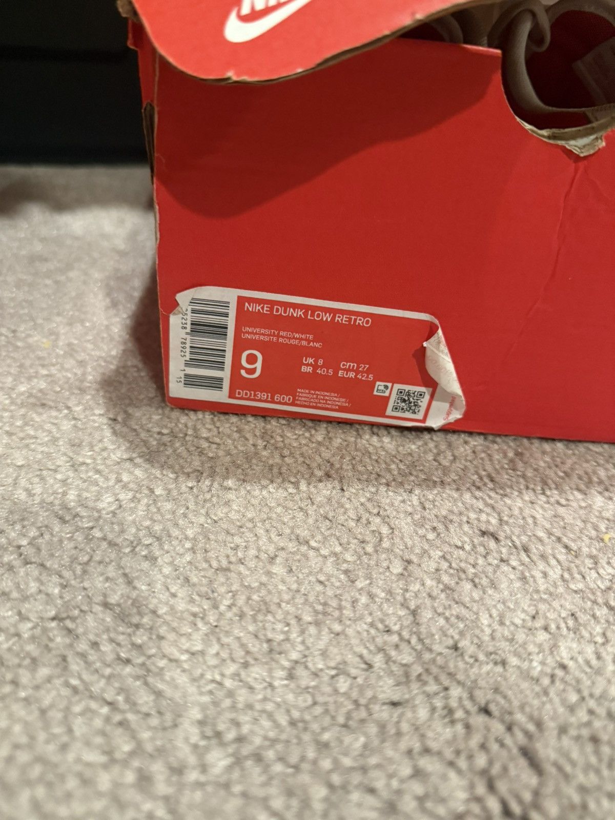 Nike championship red nike dunk low retro Size US 9 / EU 42 - 9 Thumbnail