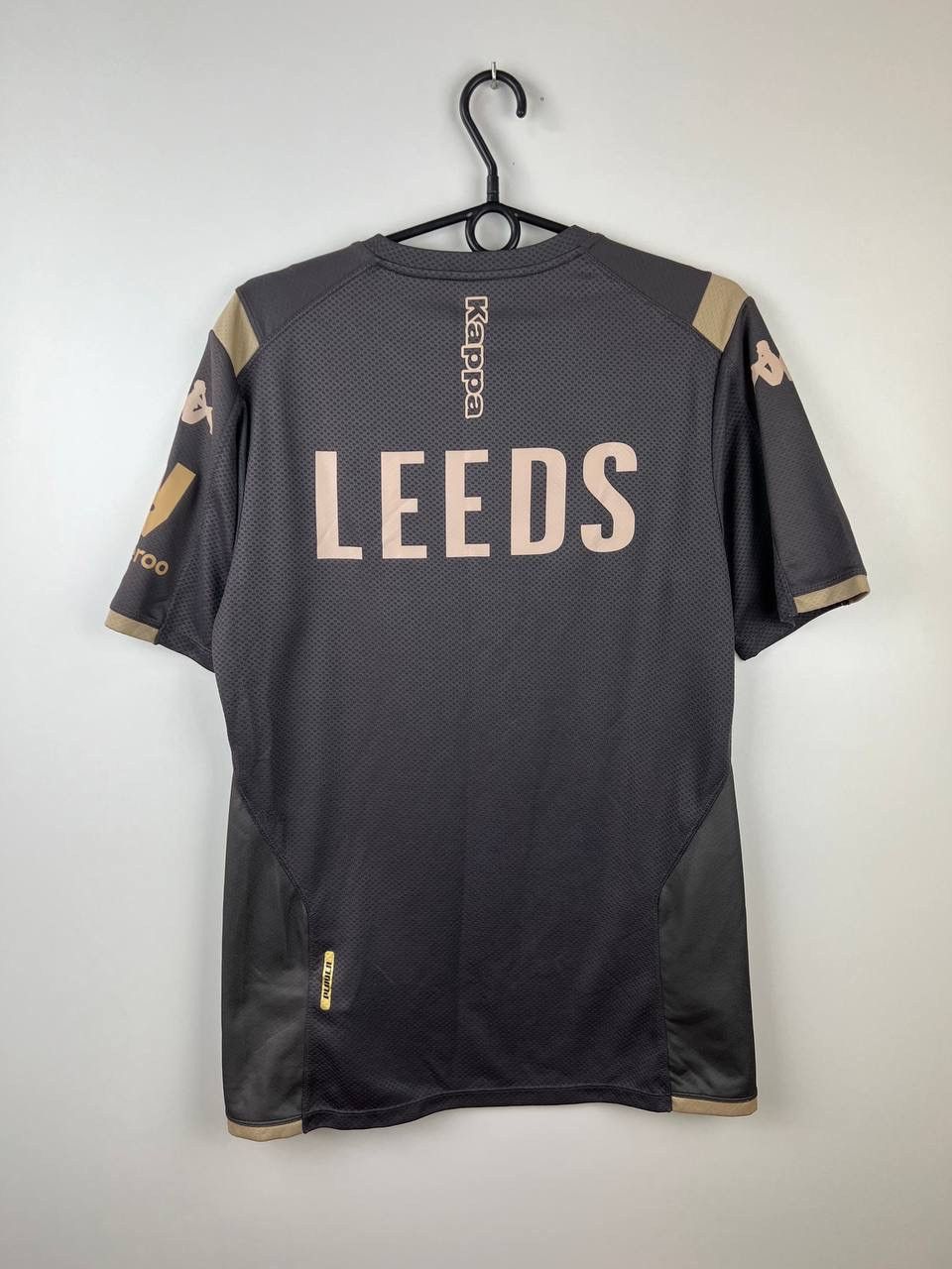Kappa Leeds United Kappa football t-shirts size M Size US M / EU 48-50 / 2 - 2 Thumbnail