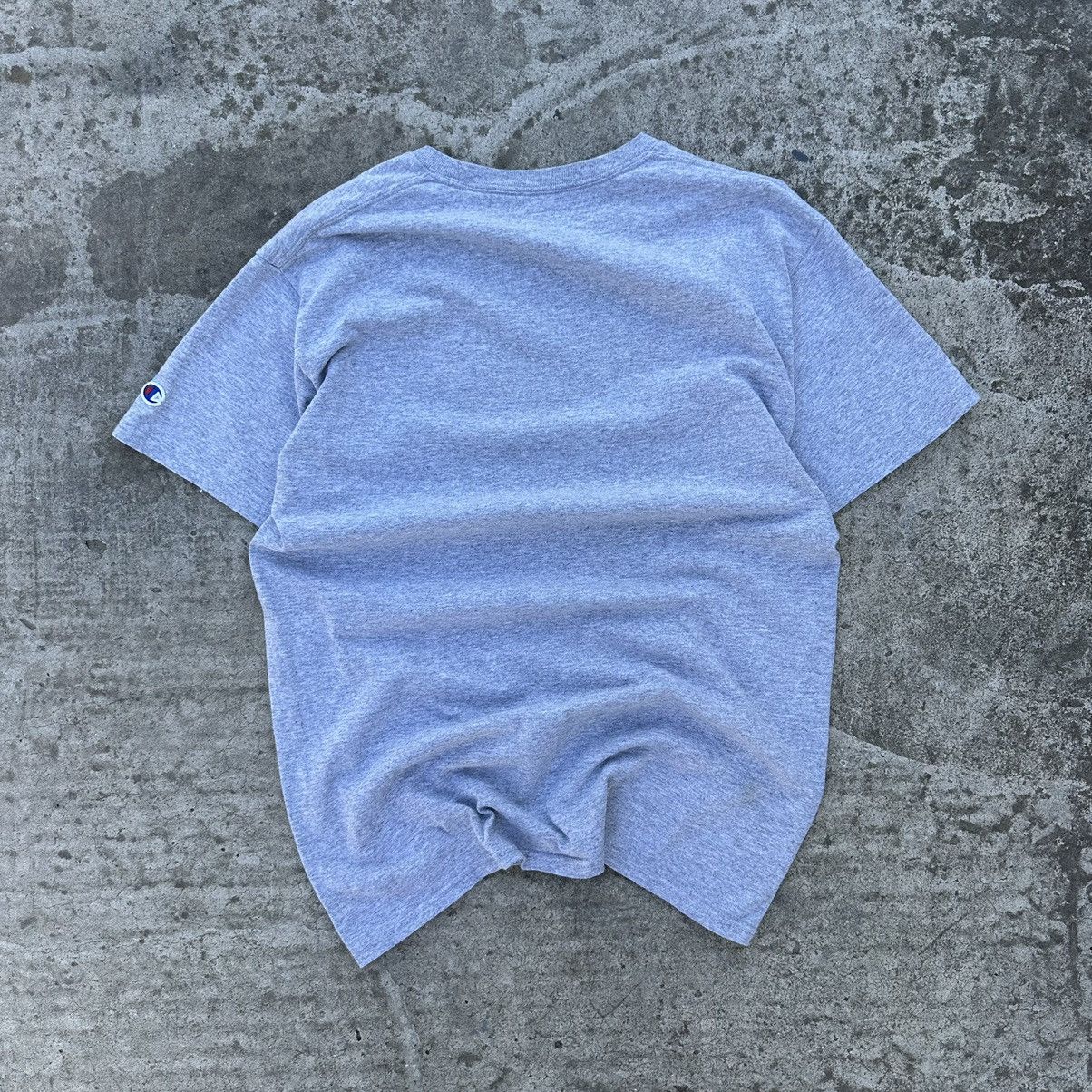 Champion × Vintage Vintage Champion T-shirts Women’s Rowing Championship Y2K Size US M / EU 48-50 / 2 - 2 Thumbnail