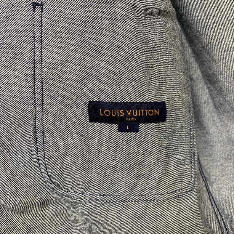 Louis Vuitton Louis Vuitton Dark blue denim shirt with short sleeves Size US L / EU 52-54 / 3 - 2 Thumbnail