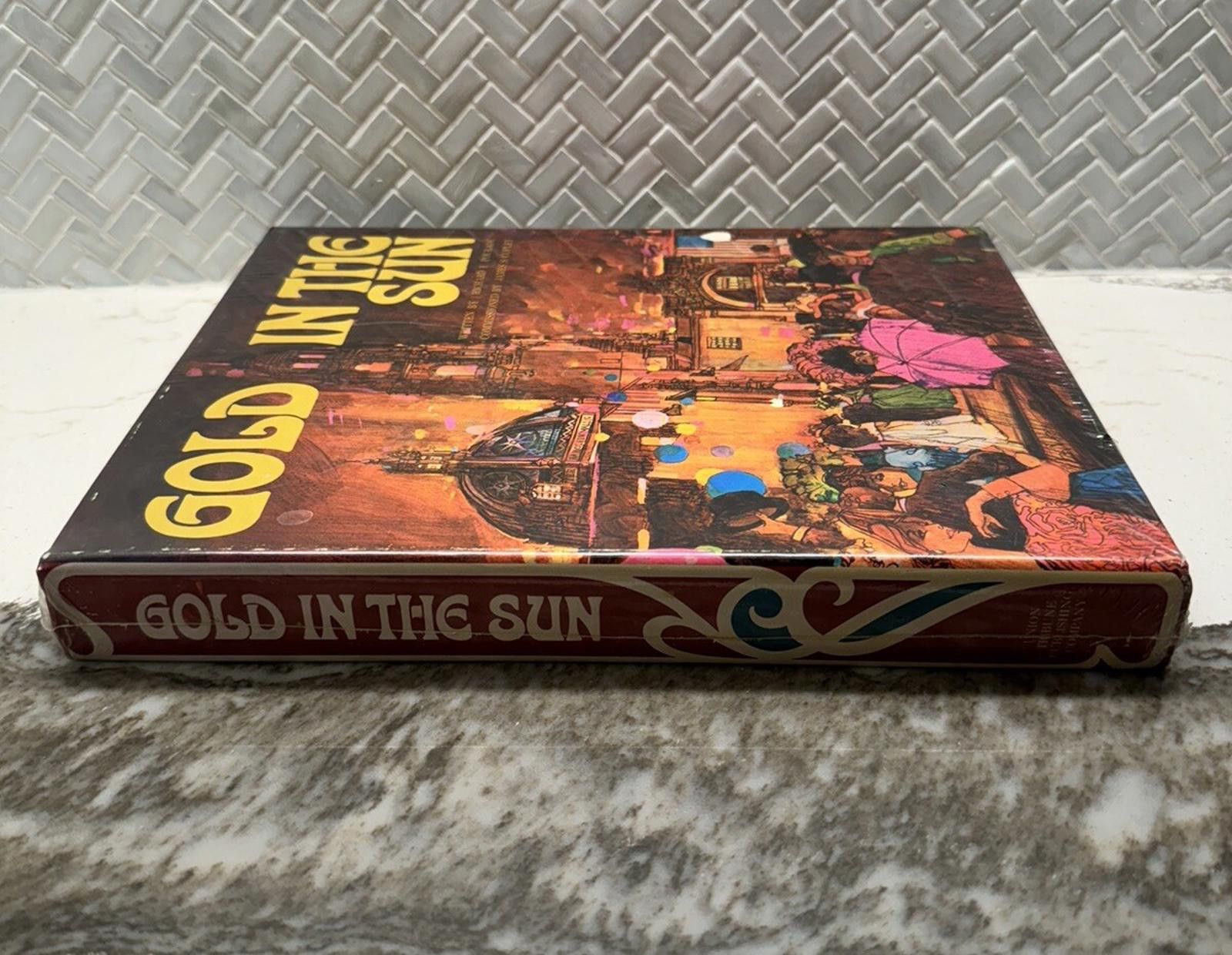 Designer 1966 Vintag History Gold In the Sun The History of San Diego Size ONE SIZE - 3 Thumbnail