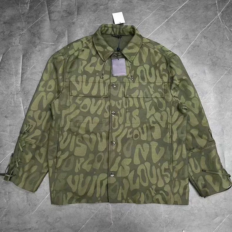Louis Vuitton Louis Vuitton Green Logo Print Jacket-yf Size US XL / EU 56 / 4 - 1 Thumbnail