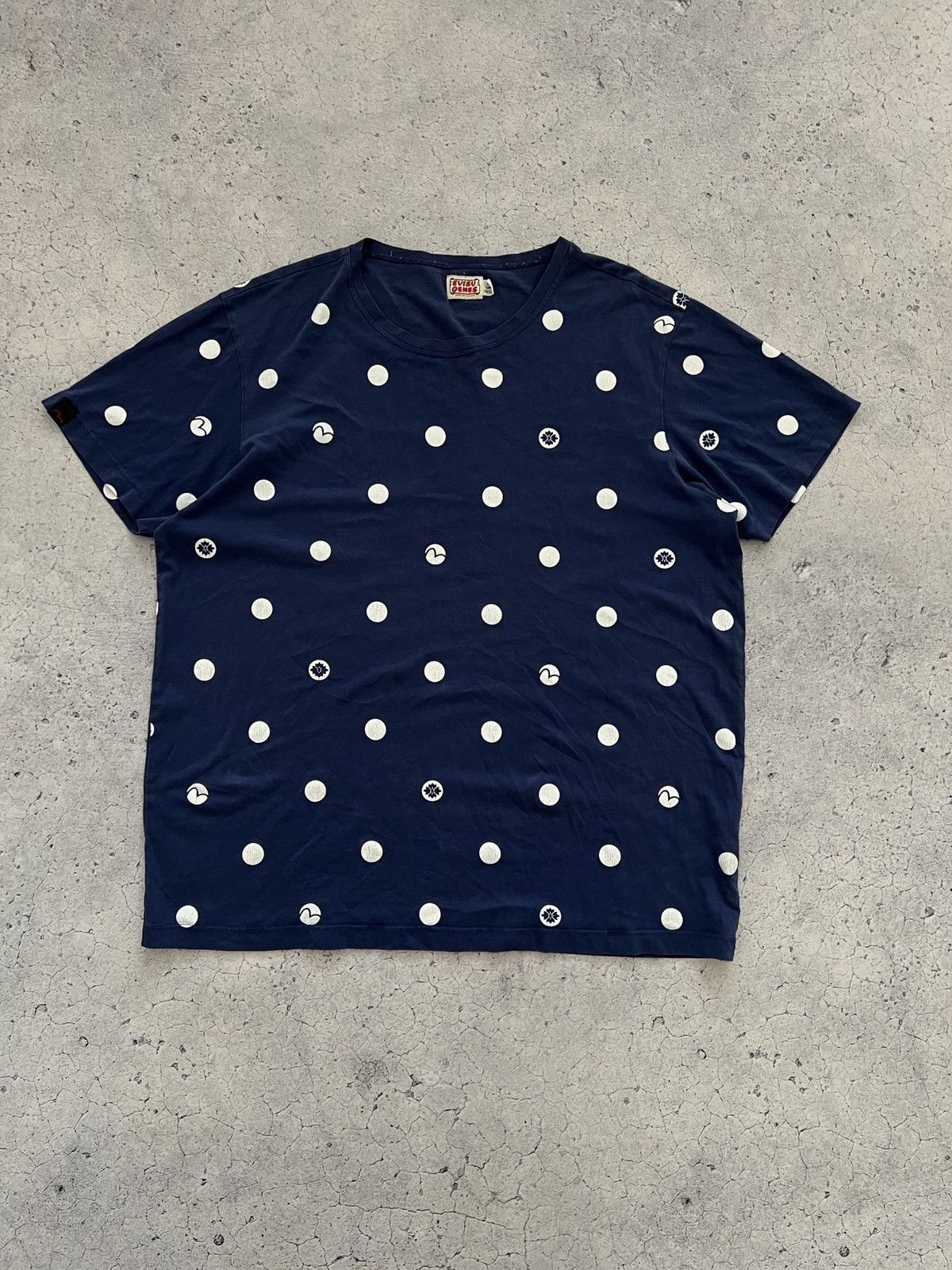 Evisu × Japanese Brand × Vintage Evisu Genes Vintage Monogram Logo Tee Size US XL / EU 56 / 4 - 1 Thumbnail
