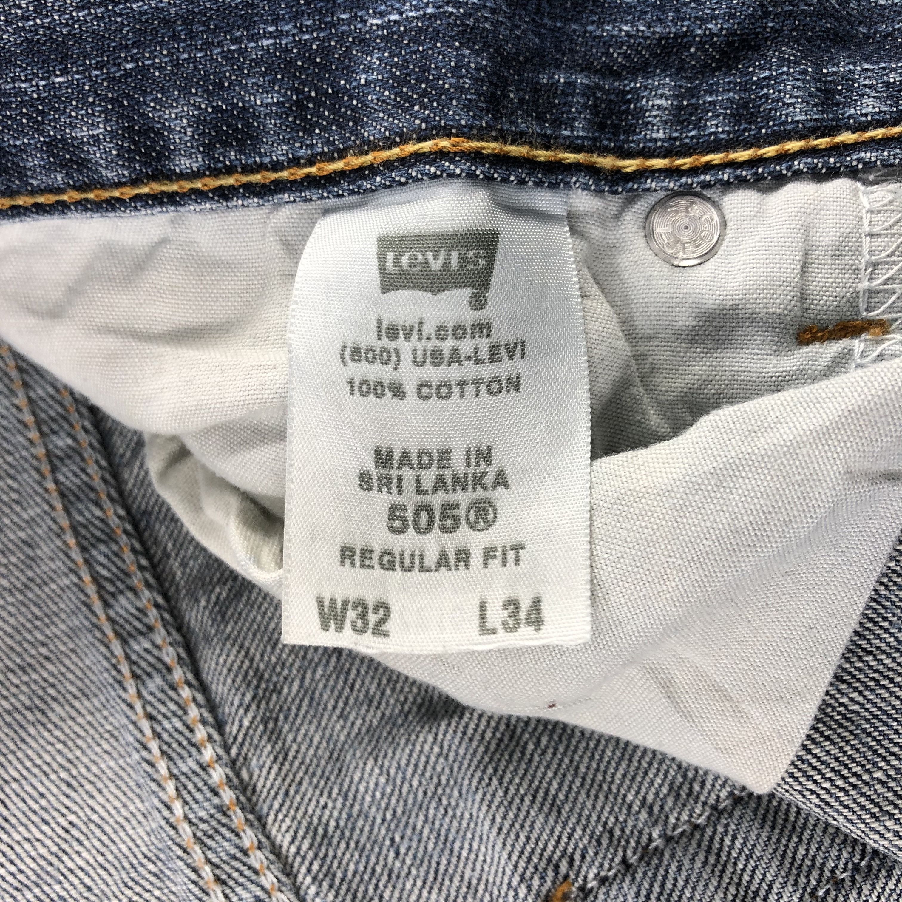 Levi's × Vintage Vintage Blue Wash Levis 505 Jeans-JM2941 Size US 33 - 14 Thumbnail