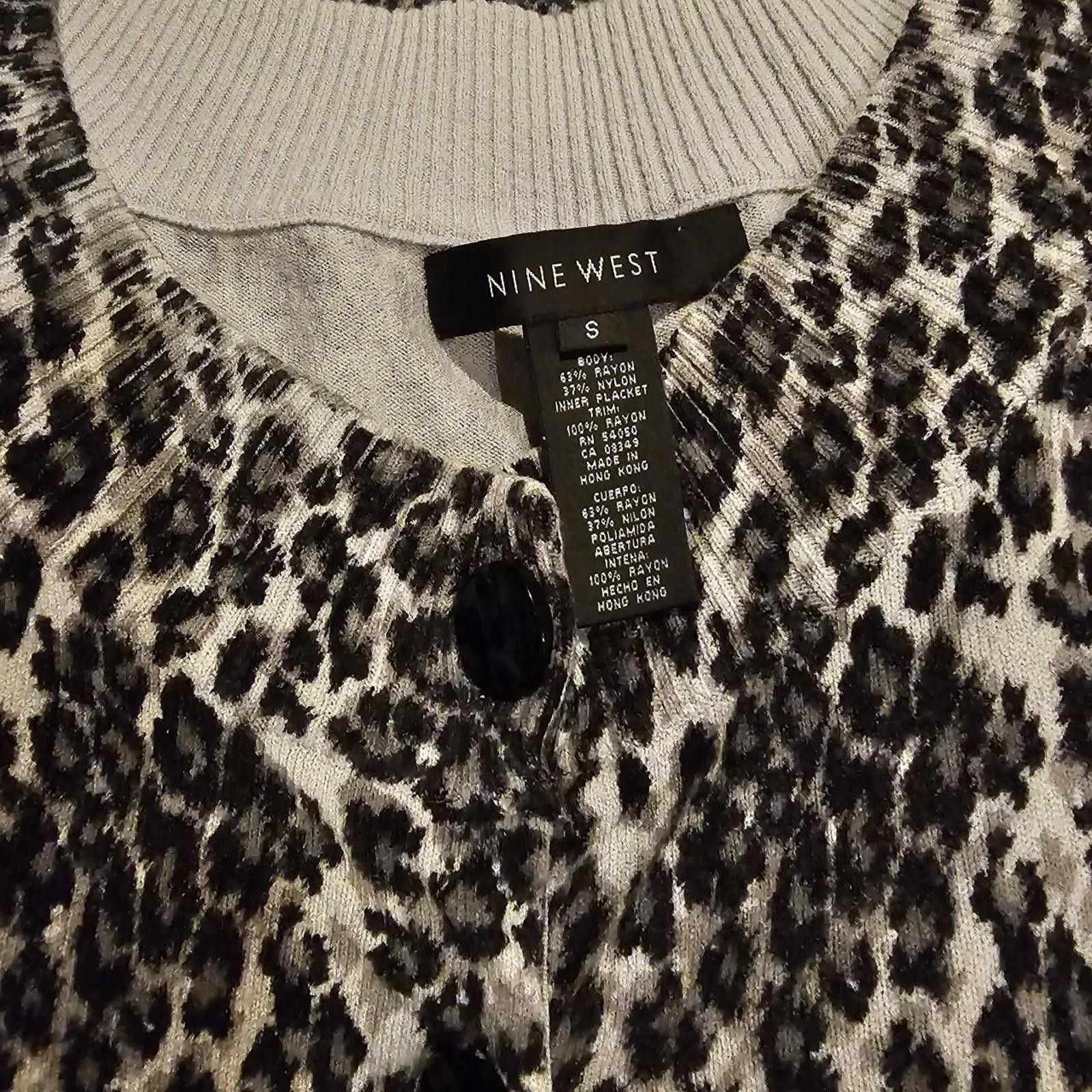 Nine West Nine West Women's Black and White Leopard Print Sweater Size S / US 4 / IT 40 - 6 Thumbnail