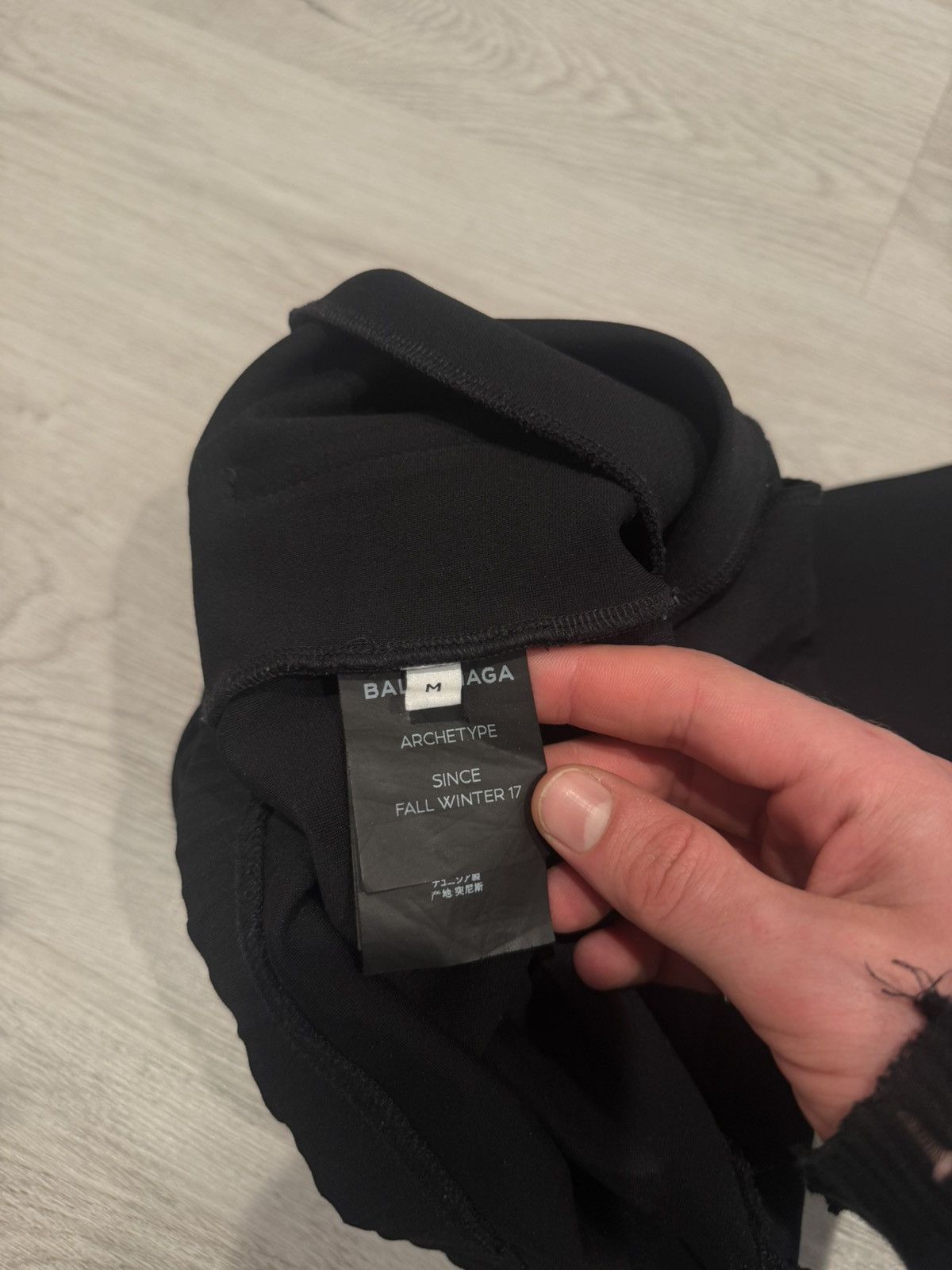 Balenciaga f/w 2017 small logo sweatpants!! Size US 28 / EU 44 - 6 Thumbnail