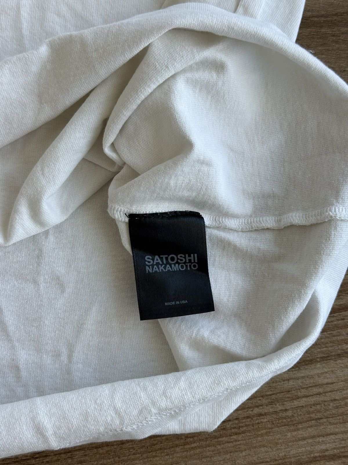 Satoshi Nakamoto Satoshi Nakamoto Why Can't We Be Friends Tee White Size US XL / EU 56 / 4 - 6 Thumbnail