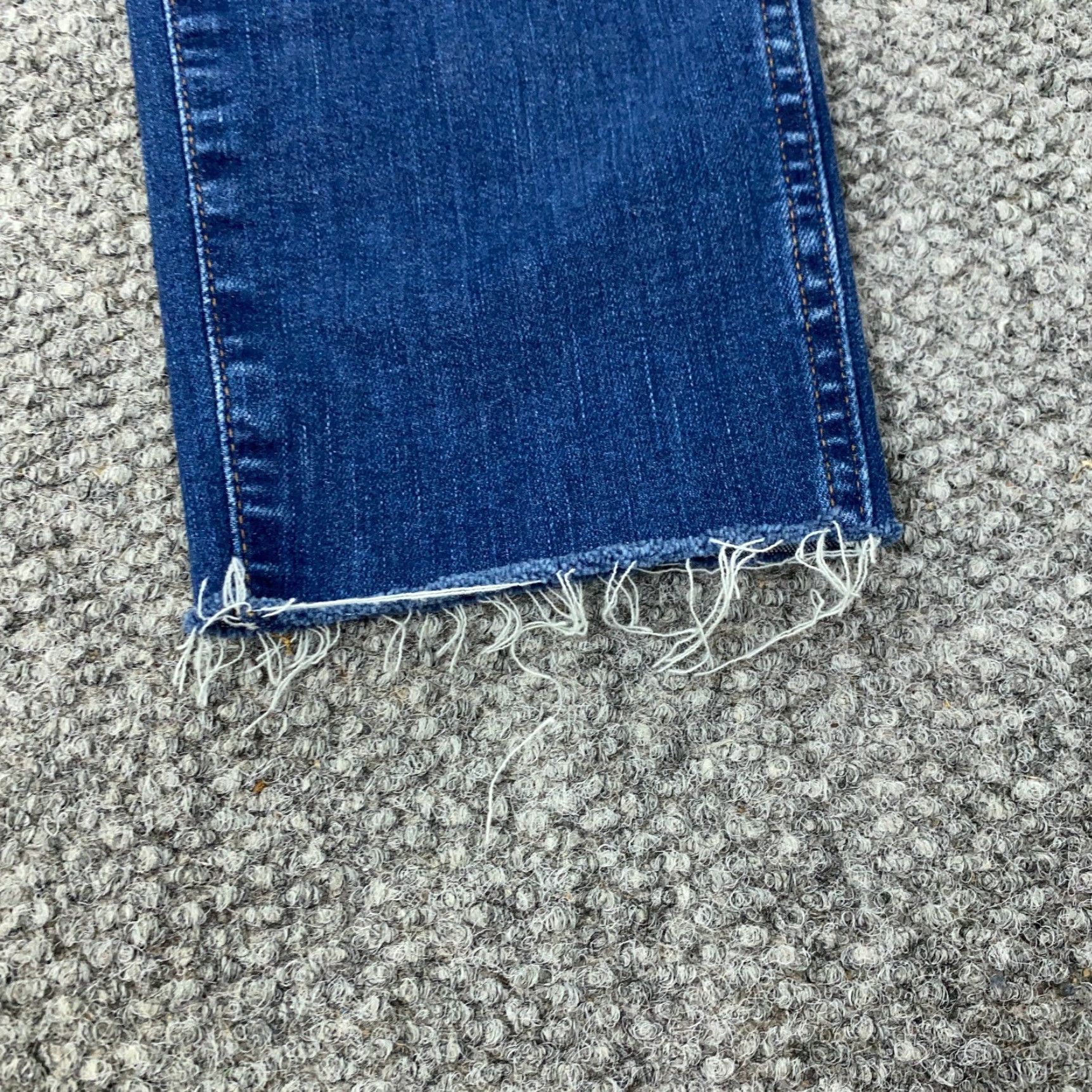 Madewell Madewell Capri Jeans Womens Size 28 Blue High Rise Skinny Button Fly Raw Hem Size 28" / US 6 / IT 42 - 6 Thumbnail
