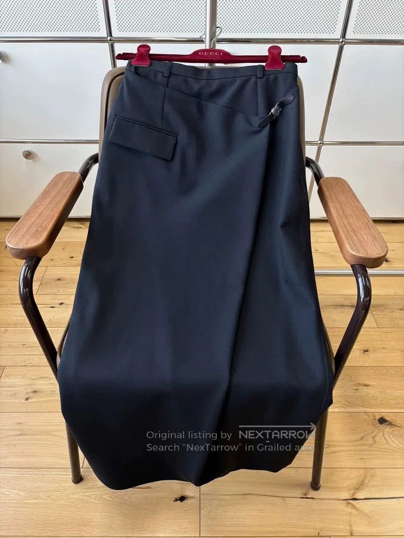 Hermes Hermes Black leather buttoned half-wrap half-skirt Size 24" / US 00 / IT 34 - 5 Thumbnail