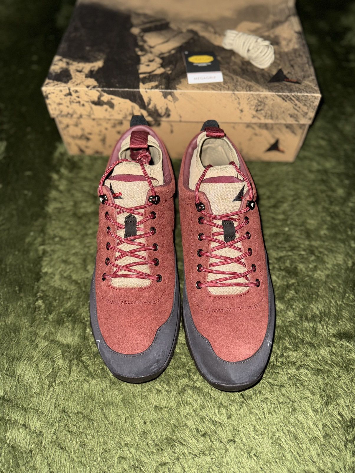 ROA [EU 44] ROA Hiking Neal Suede Sneakers Burgundy Black Size US 10.5 / EU 43-44 - 2 Thumbnail