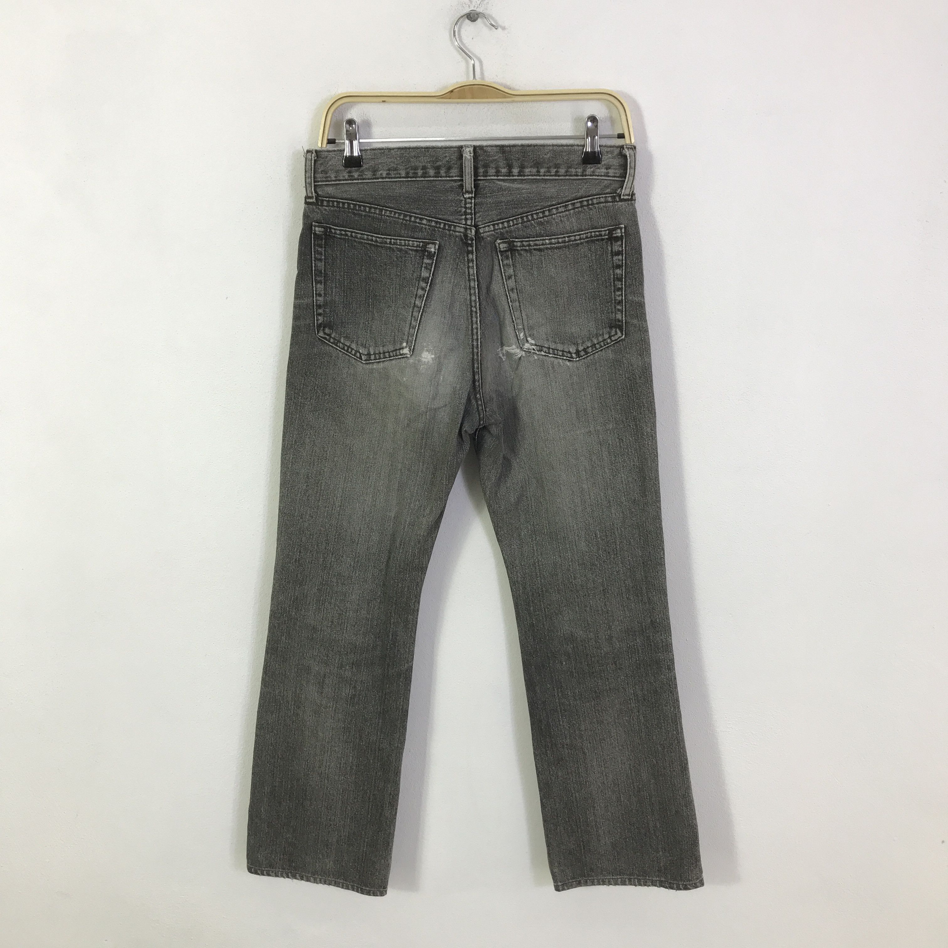 Uniqlo Black Faded uniqlo Japan distressed denim pants K118B3 Size US 32 / EU 48 - 4 Thumbnail