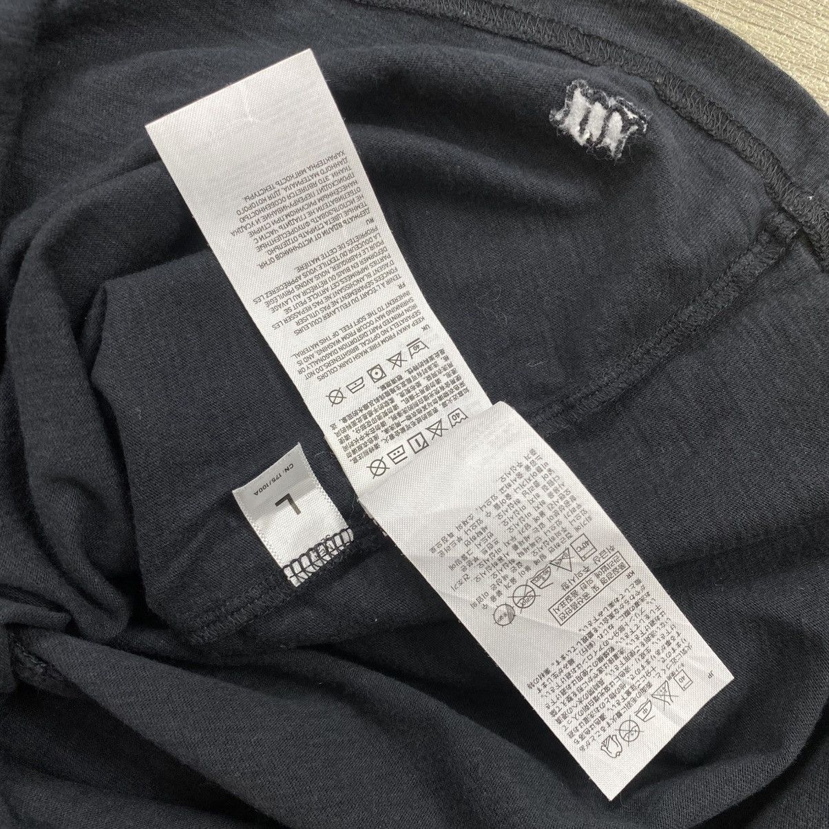 Undercover × Uniqlo Jun Takahashi Undercover X Uniqlo UU TV Big Logo Tee Size US L / EU 52-54 / 3 - 7 Thumbnail