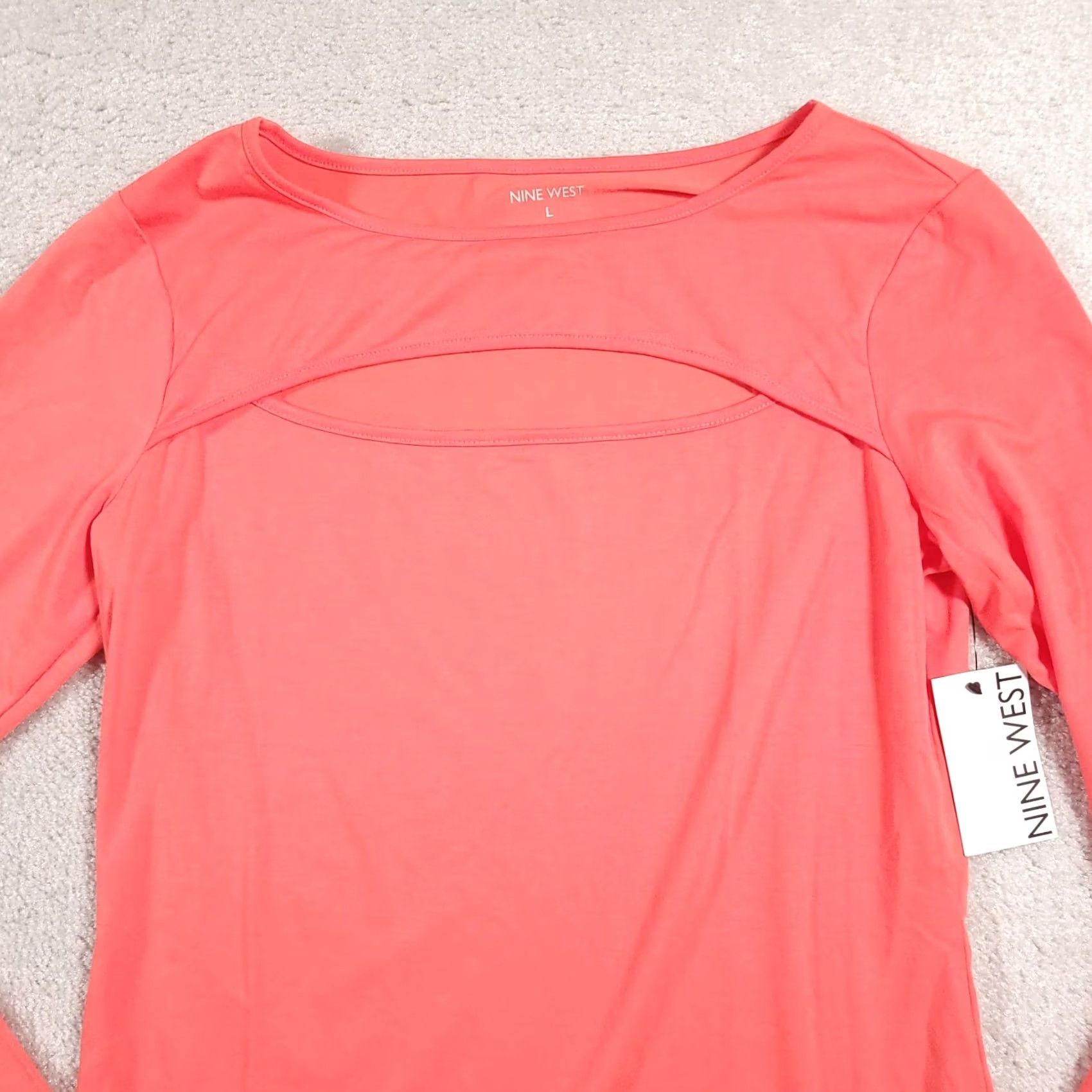 Nine West Nine West Shirt Women's Large Coral Keyhole Neckline Athletic Stretch Yoga Size L / US 10 / IT 46 - 3 Thumbnail