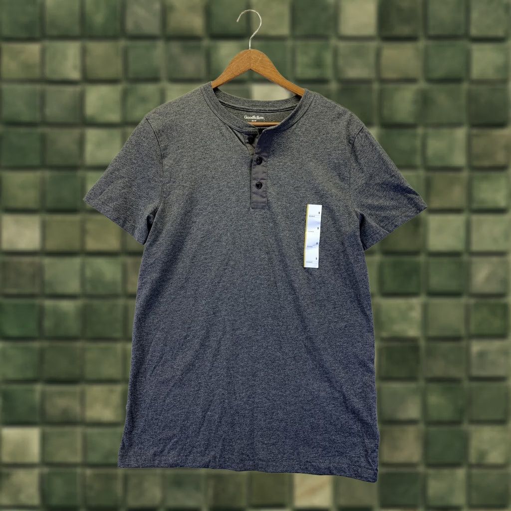 Vintage Goodfellow & Co Shirt Mens Short Sleeve Gray SZ S Regular Fit T-Shirt - 90s? Size US S / EU 44-46 / 1 - 1 Thumbnail