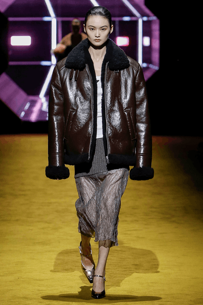 Prada Best price! Prada leather shearling jacket runway AW22 Size US M / EU 48-50 / 2 - 1 Thumbnail