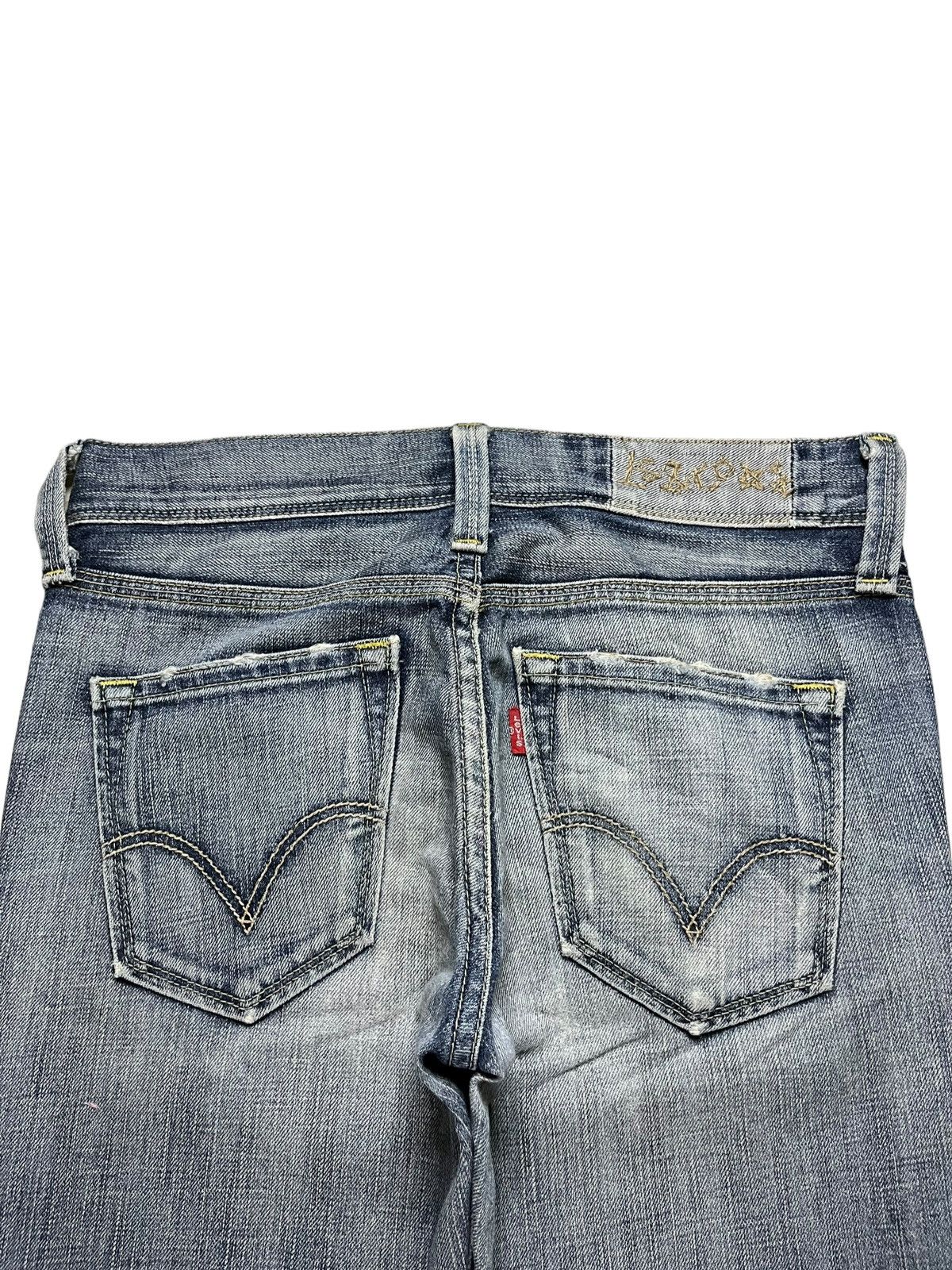 Vintage 90s Levis Star Faded Wash Distressed Flare Jeans