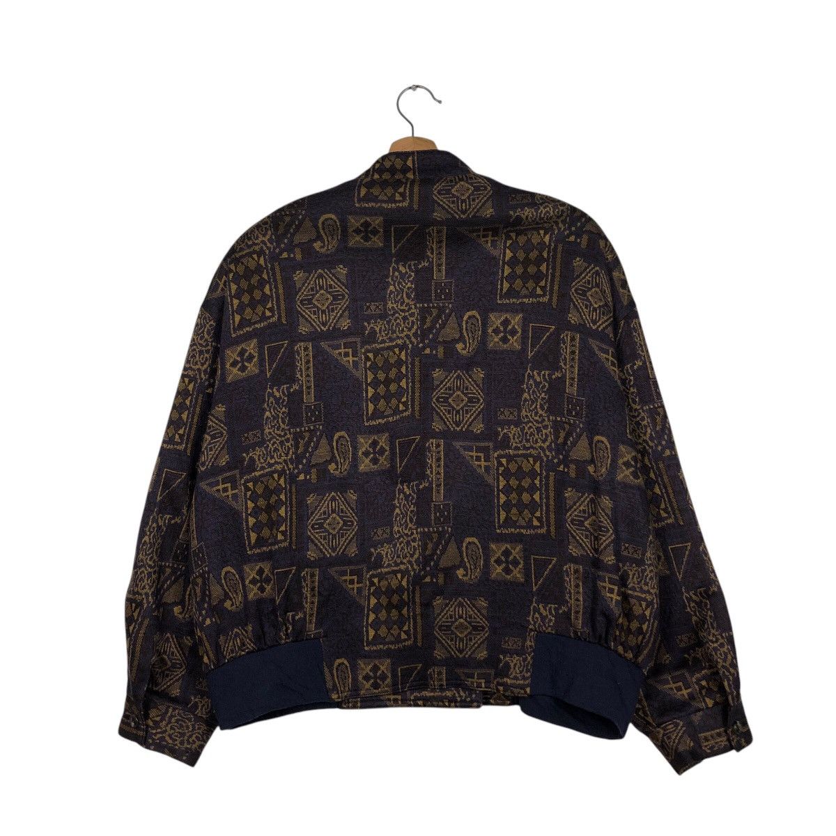 Japanese Brand × Vintage 📌Vintage Bomber Jacket Runic Navajo Design Issey Miyake Size US M / EU 48-50 / 2 - 9 Thumbnail