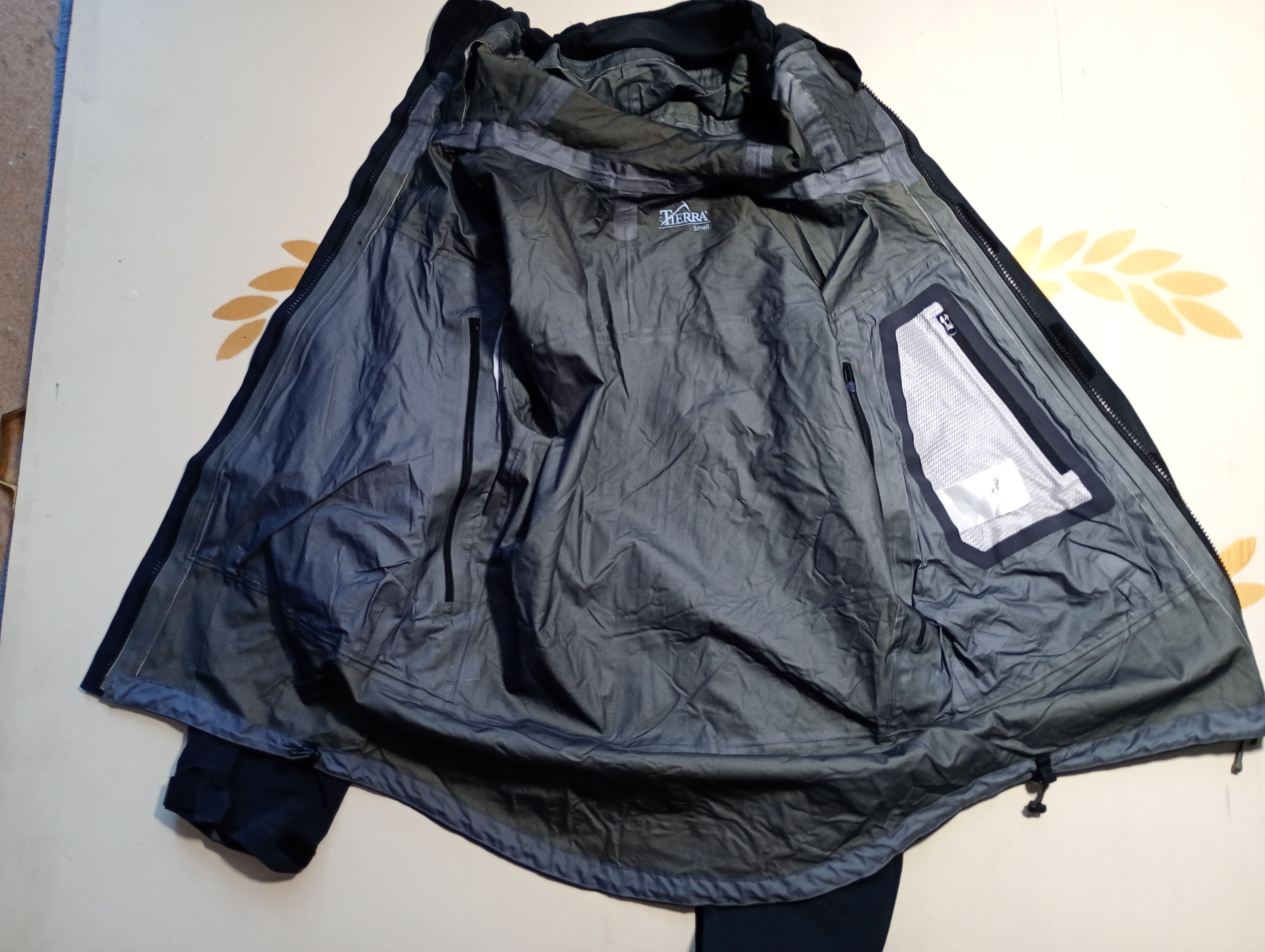 Vintage Tierra Rock Blanc Gore-tex Jacket Size US S / EU 44-46 / 1 - 13 Thumbnail