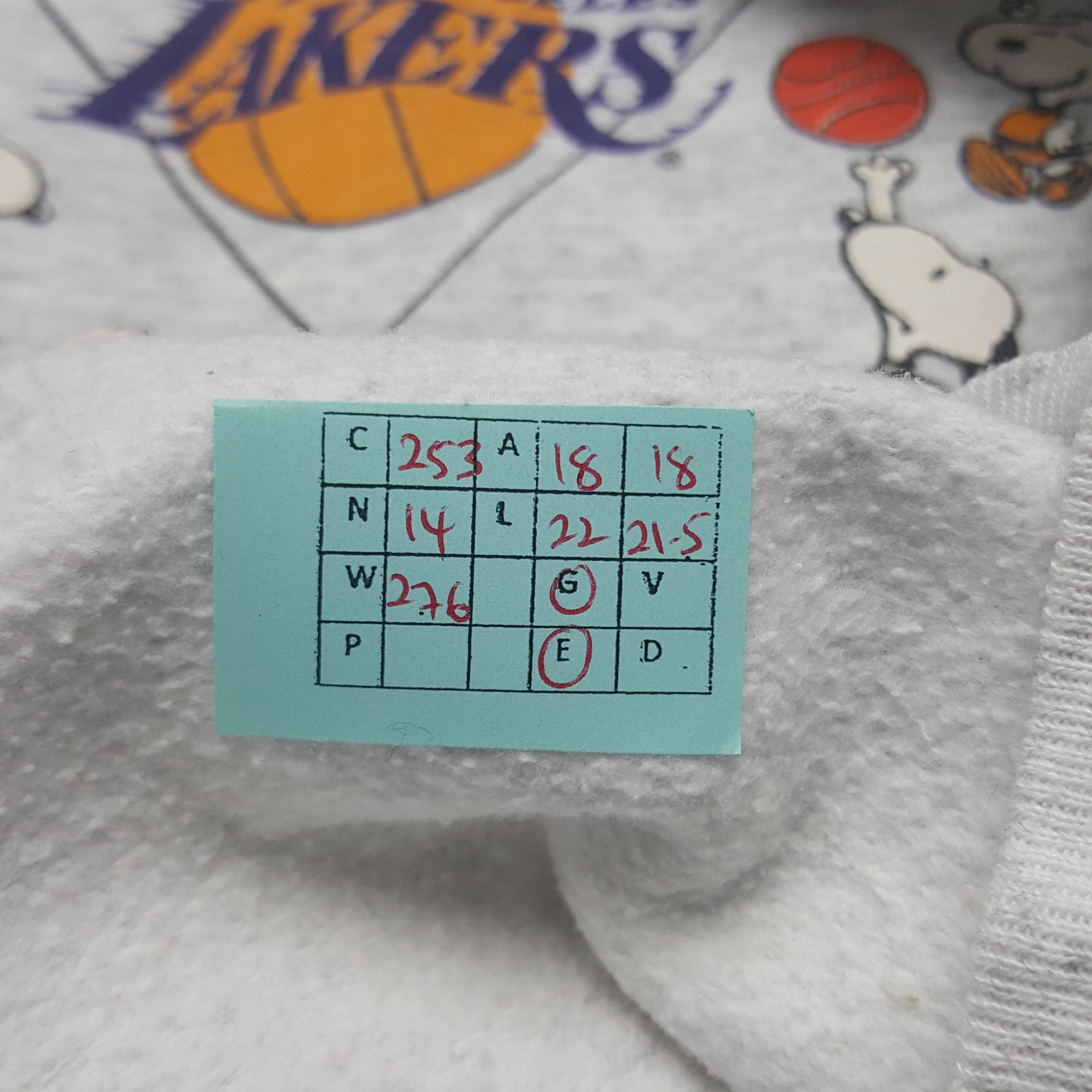 NBA × Vintage Vintage Los Angeles Lakers X Snoopy Sweatshirt Size US XS / EU 42 / 0 - 10 Thumbnail