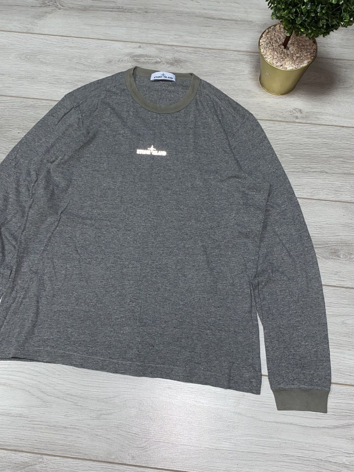Stone Island Stone Island reflective logo compass vintage long sleeve Size US XL / EU 56 / 4 - 1 Thumbnail