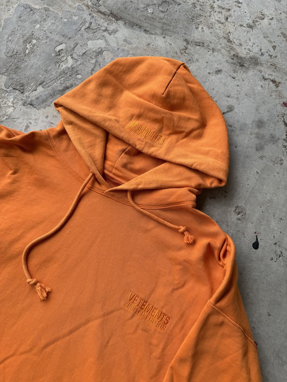 Vetements *RARE* GVASALIA VETEMENTS INSIDE OUR REVERSE HOODIE ORANGE Size US S / EU 44-46 / 1 - 14 Thumbnail