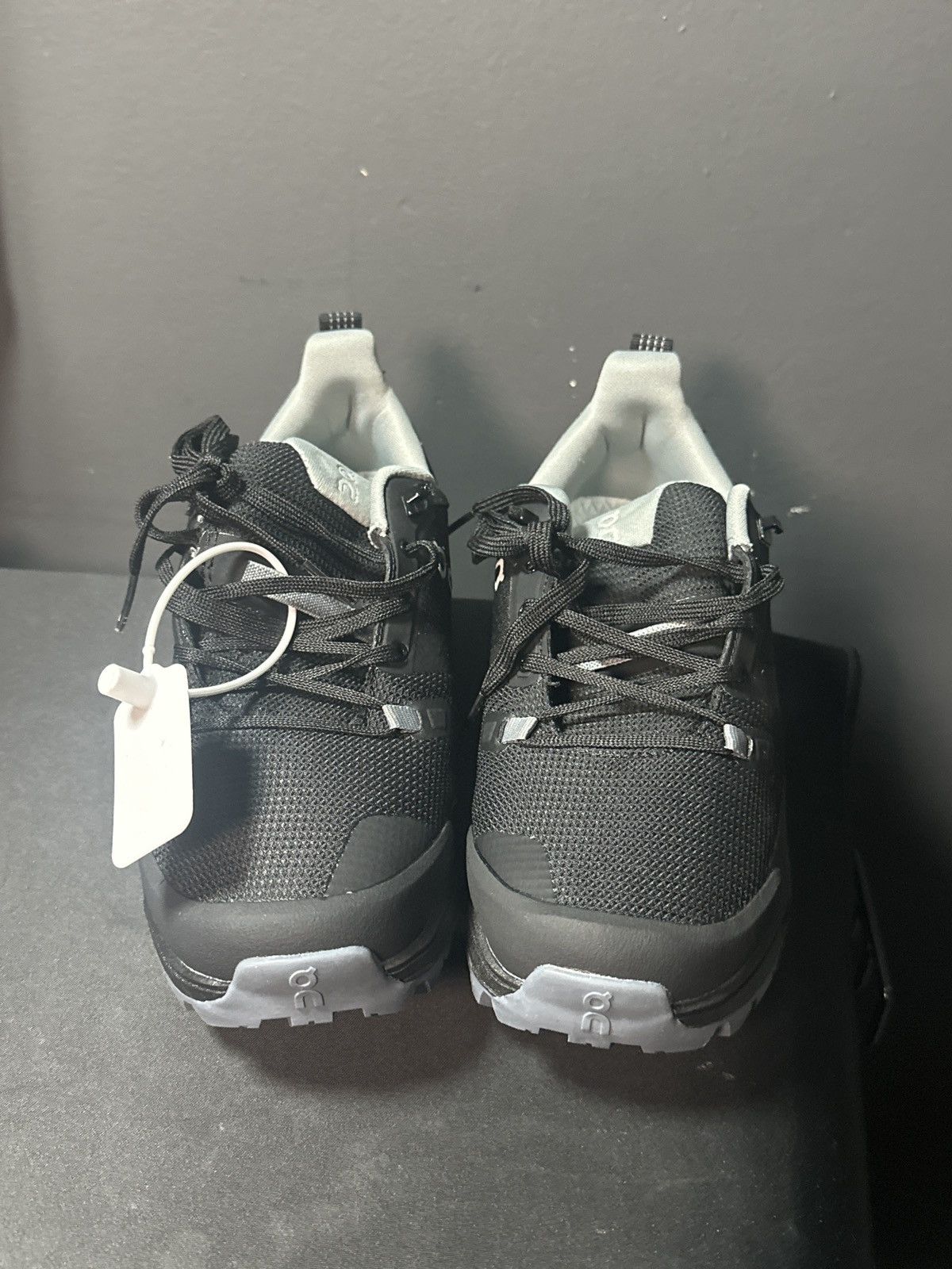On Cloud Wander – Size 8 Women - Black Premium Grey Size US 8 / IT 38 - 4 Thumbnail