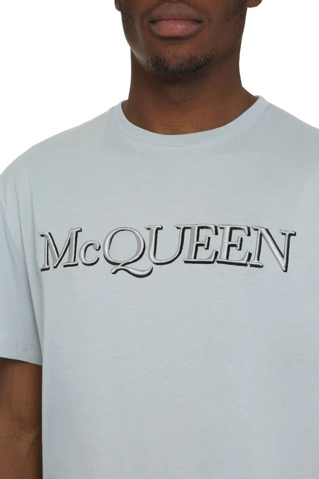 Alexander McQueen o1y1024 T-Shirt In Sky Blue Size US XL / EU 56 / 4 - 5 Thumbnail