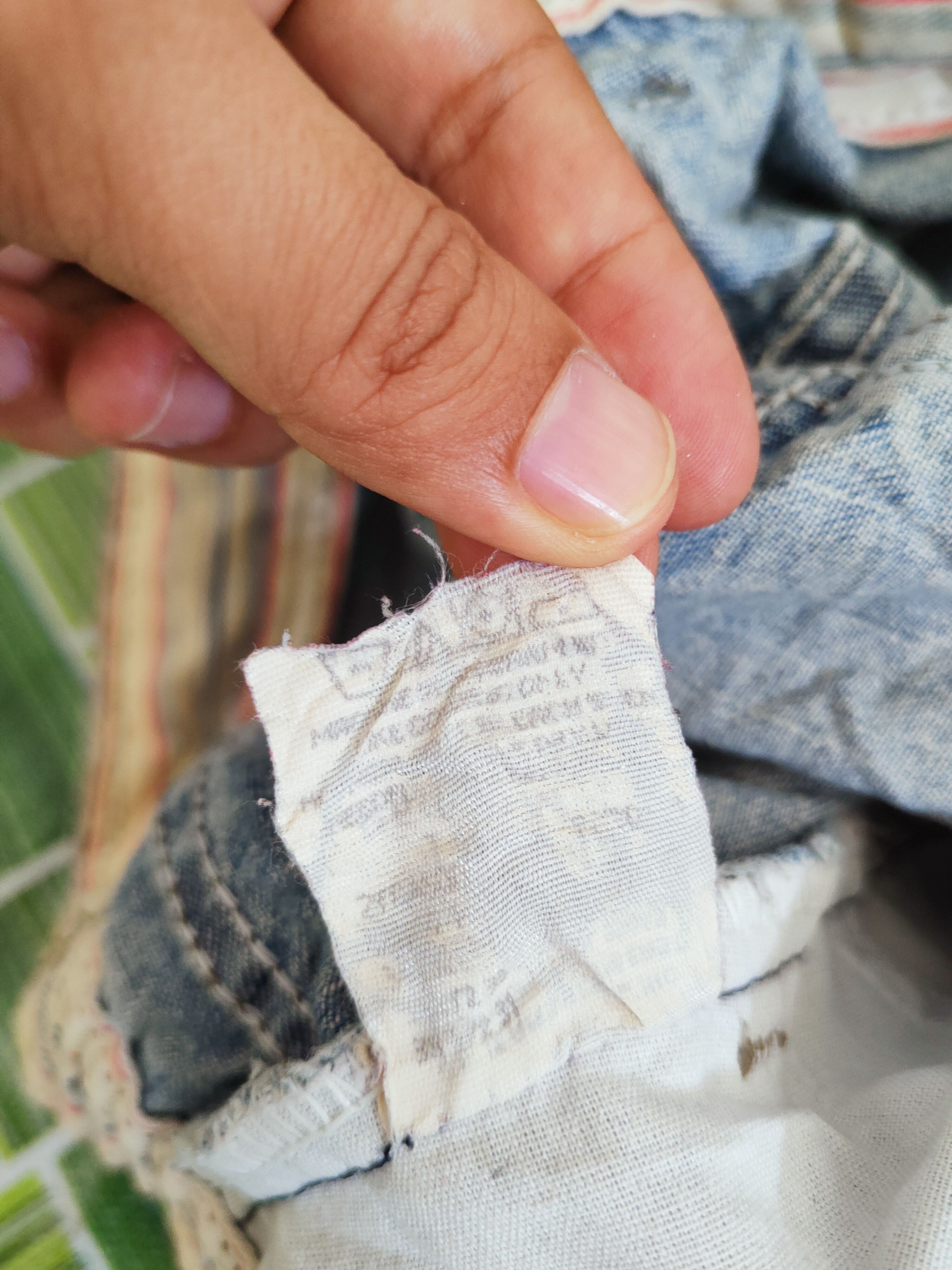 Lee × Vintage Vintage Lee Blue Distressed Faded Jeans Size 35" - 15 Thumbnail