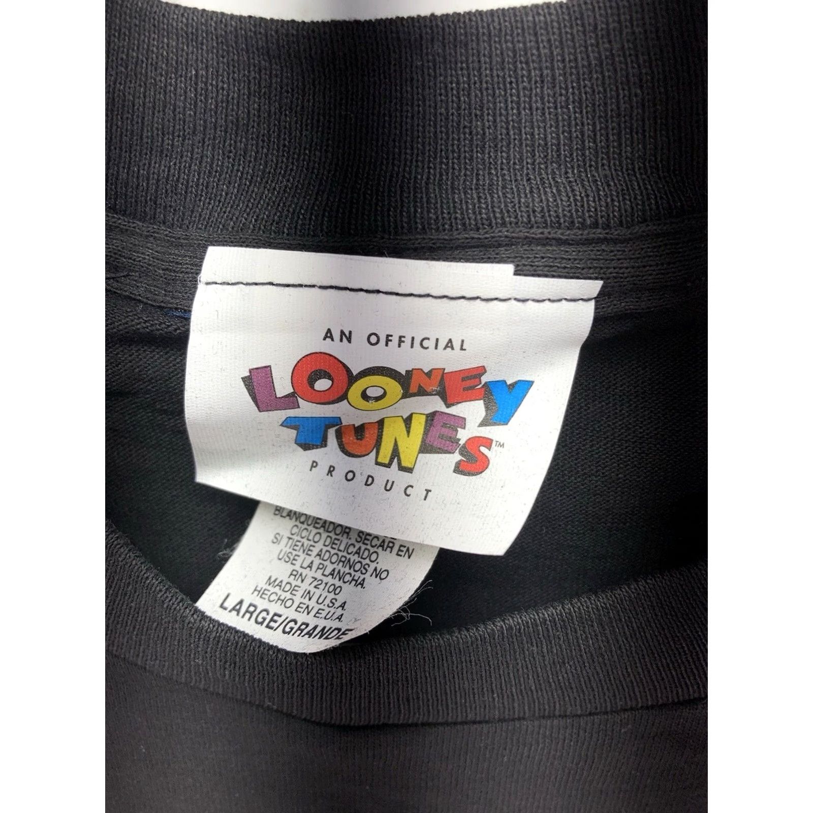Vintage VINTAGE Looney Tunes Taz TShirt Men Large Black Mask Single Stitch NWT VTG 1995 Dry Rot VTG Mens T-Shirt Black Size L Size US L / EU 52-54 / 3 - 6 Thumbnail