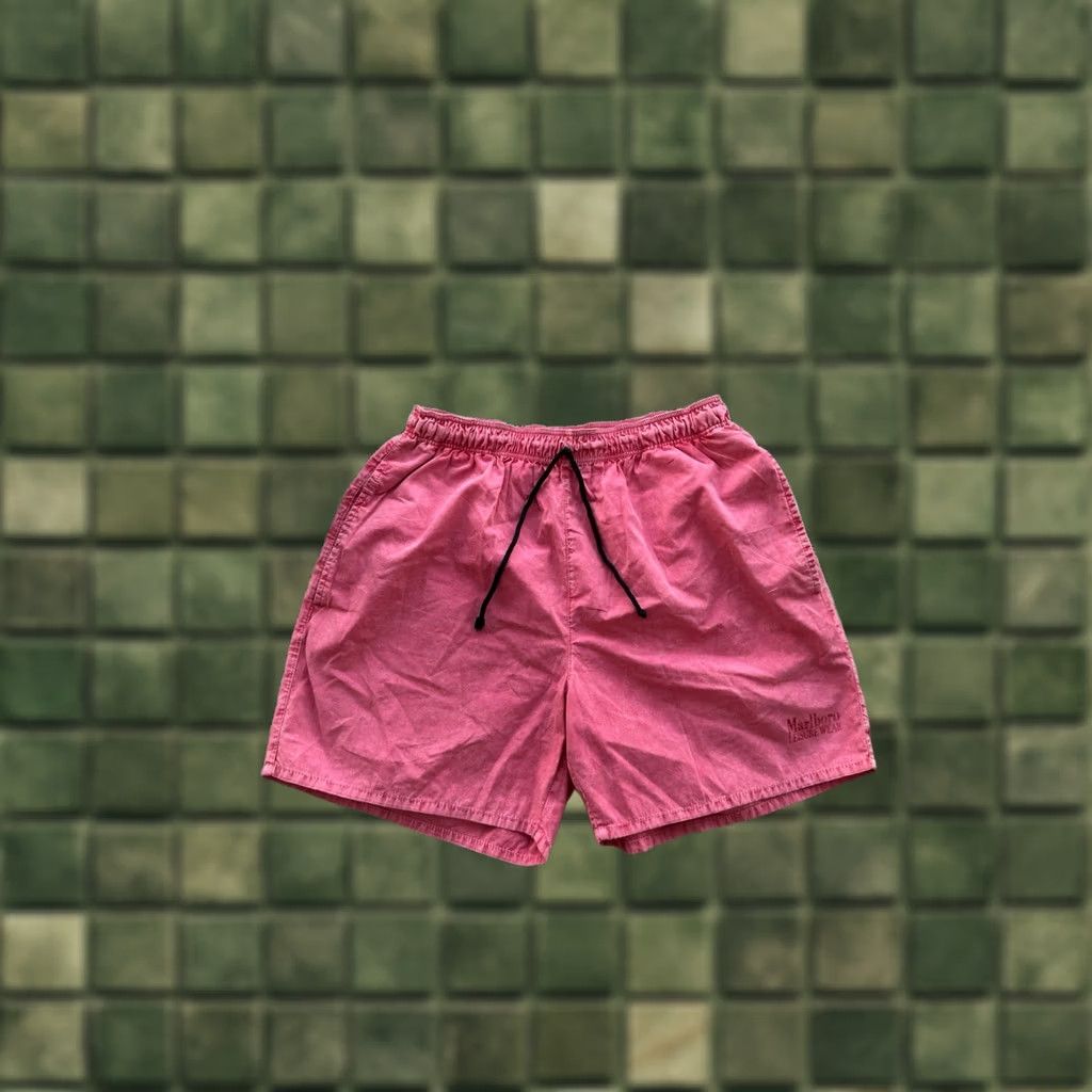 Marlboro VINTAGE Marlboro Shorts Nylon Pink 90s Men M Fashion Casual Sports Logo Lounge Wear Size US 31 - 1 Thumbnail