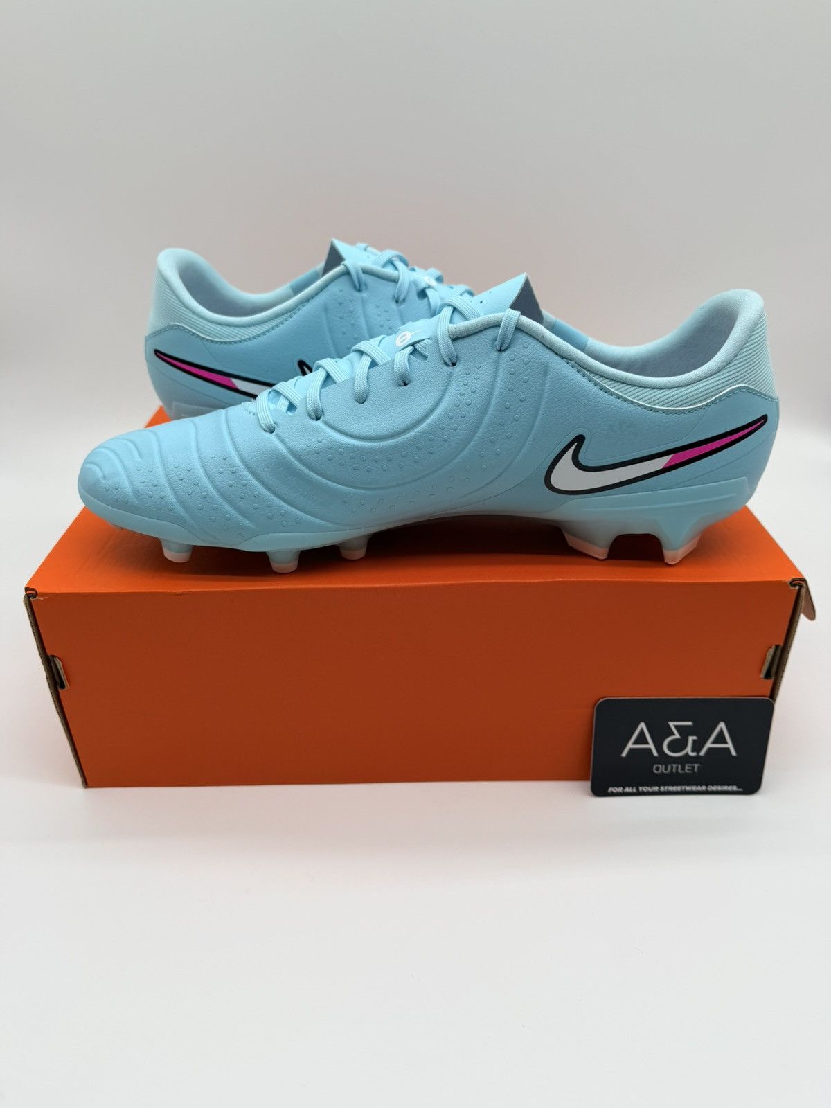 Nike Nike Tiempo Legend 10 Academy Multi-Ground Football Boot Size US 13 / EU 46 - 2 Thumbnail