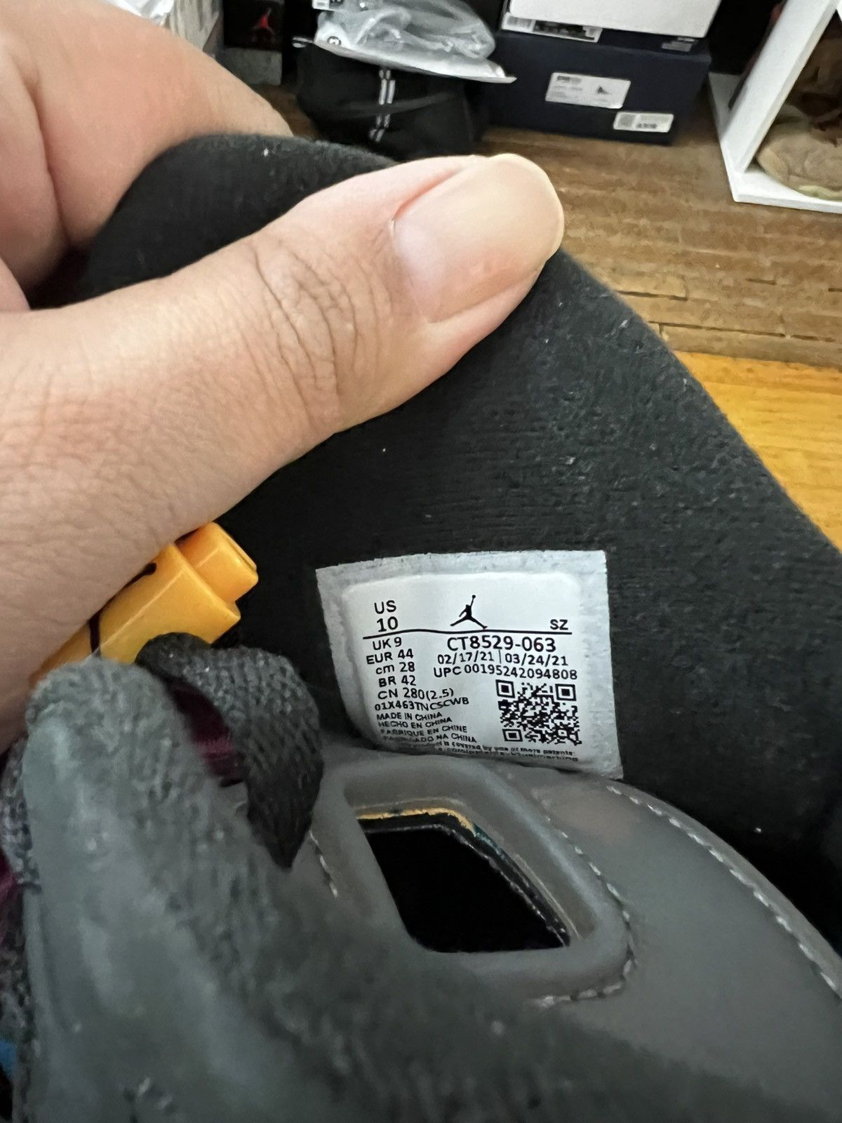 Jordan Brand Bordeaux 6s Size US 10 / EU 43 - 6 Thumbnail