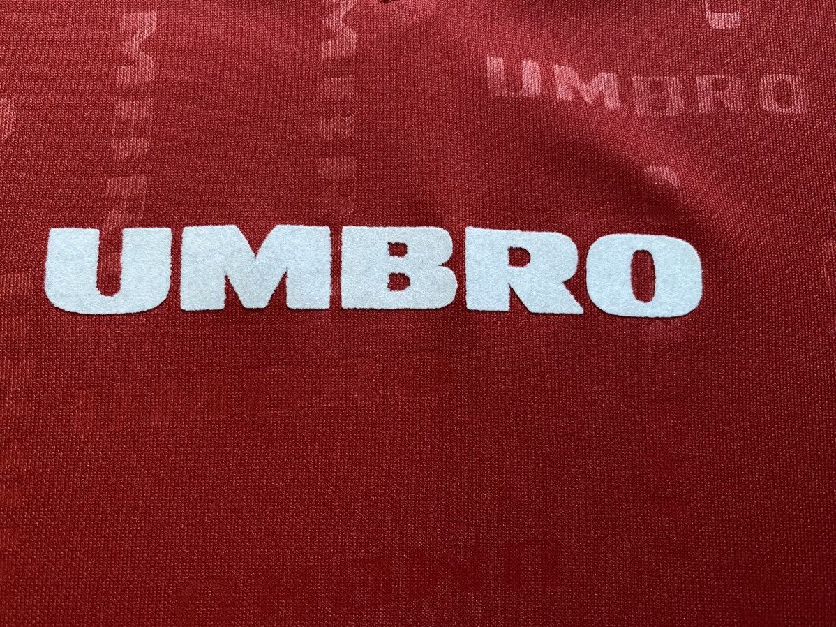 Umbro T-shirt Umbro 90’s tag red monogram super rare Size US L / EU 52-54 / 3 - 3 Thumbnail
