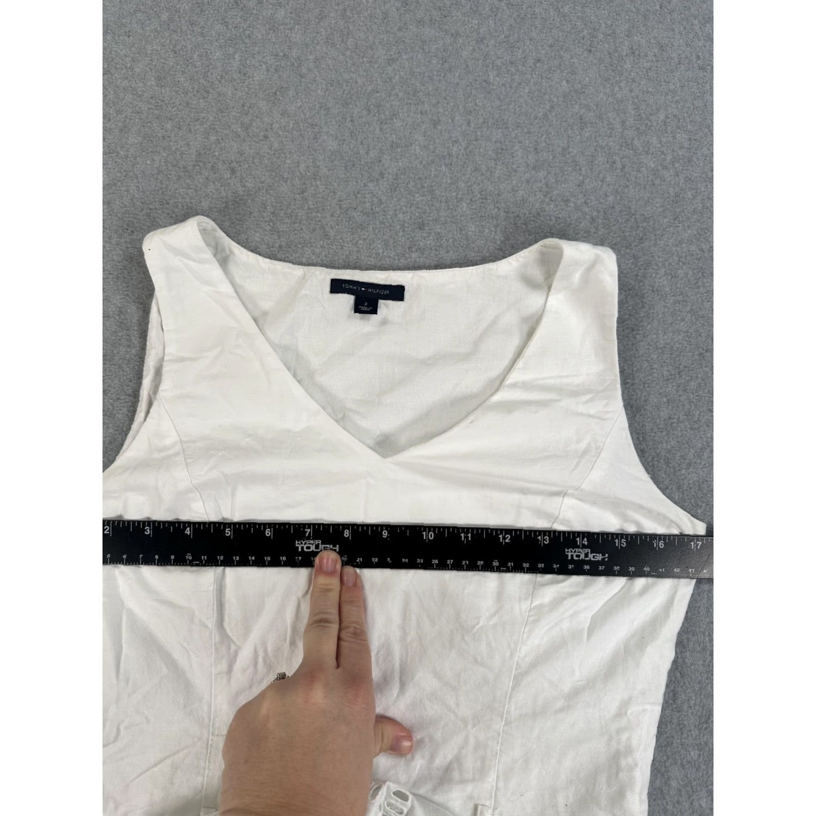 Tommy Hilfiger Tommy Hilfiger Dress Womens 2 White Sleeveless V-Neck Eyelet Hem Cotton Sheath Size XS / US 0-2 / IT 36-38 - 6 Thumbnail