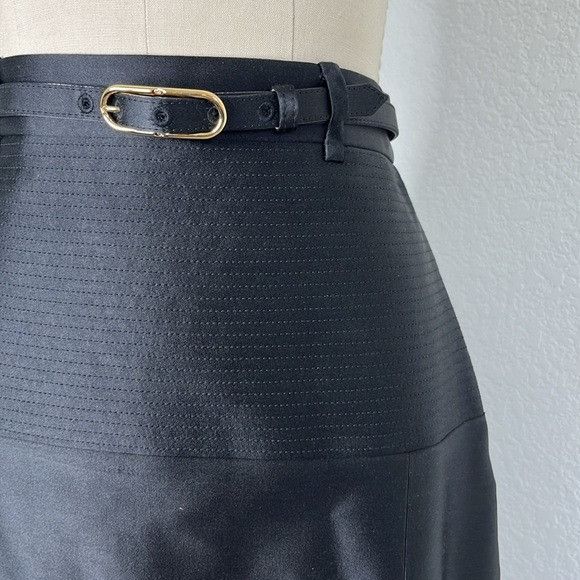 Gucci Gucci Gucci Duchesse Silk Side Slit A Line Skirt with Logo B Size 28" / US 6 / IT 42 - 3 Thumbnail