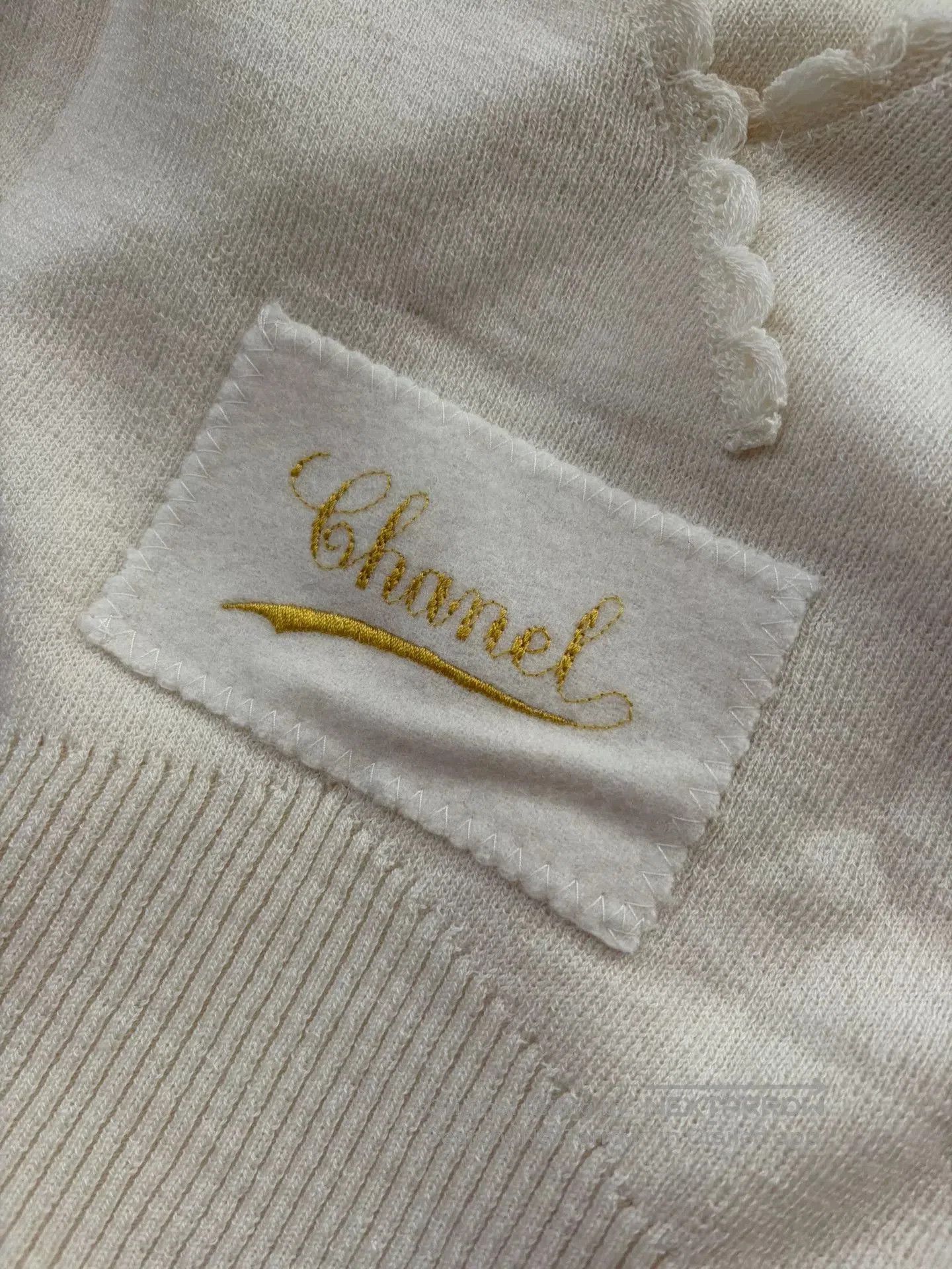 Chanel Chanel Wool Logo Embroidered V-Neck Vest. Size US S / EU 44-46 / 1 - 4 Thumbnail