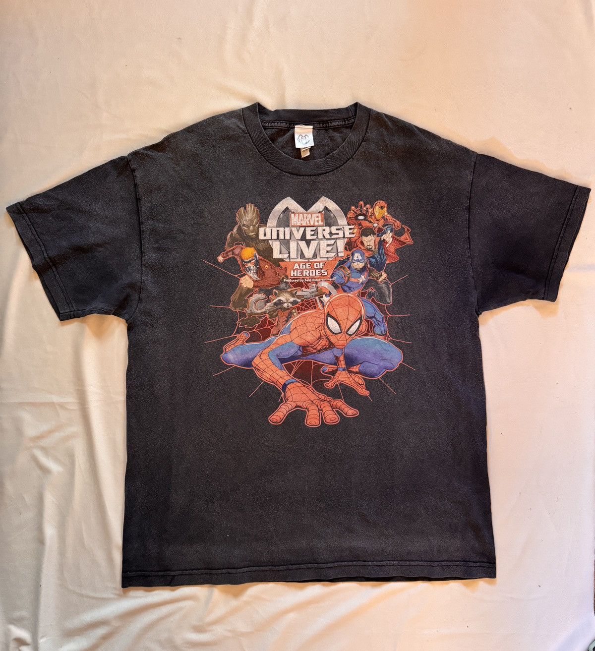 Vintage Marvel Universe Live Age Of Heroes T-shirt Vintage Size US XL / EU 56 / 4 - 1 Thumbnail