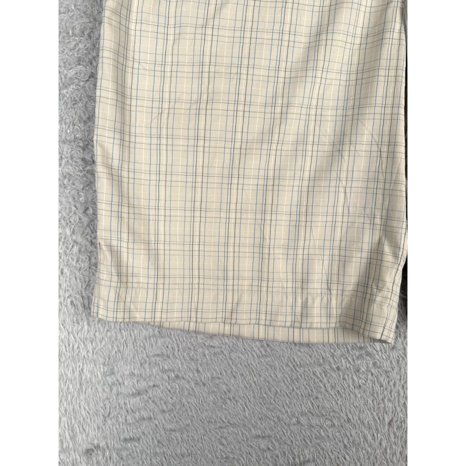 Nike Nike Shorts Mens 36 Beige Plaid Polyester Blend Golf Outdoor 36x11 Regular Inseam Beige Nike Mens Shorts Casual Athletic 90s? Size US 36 / EU 52 - 3 Thumbnail