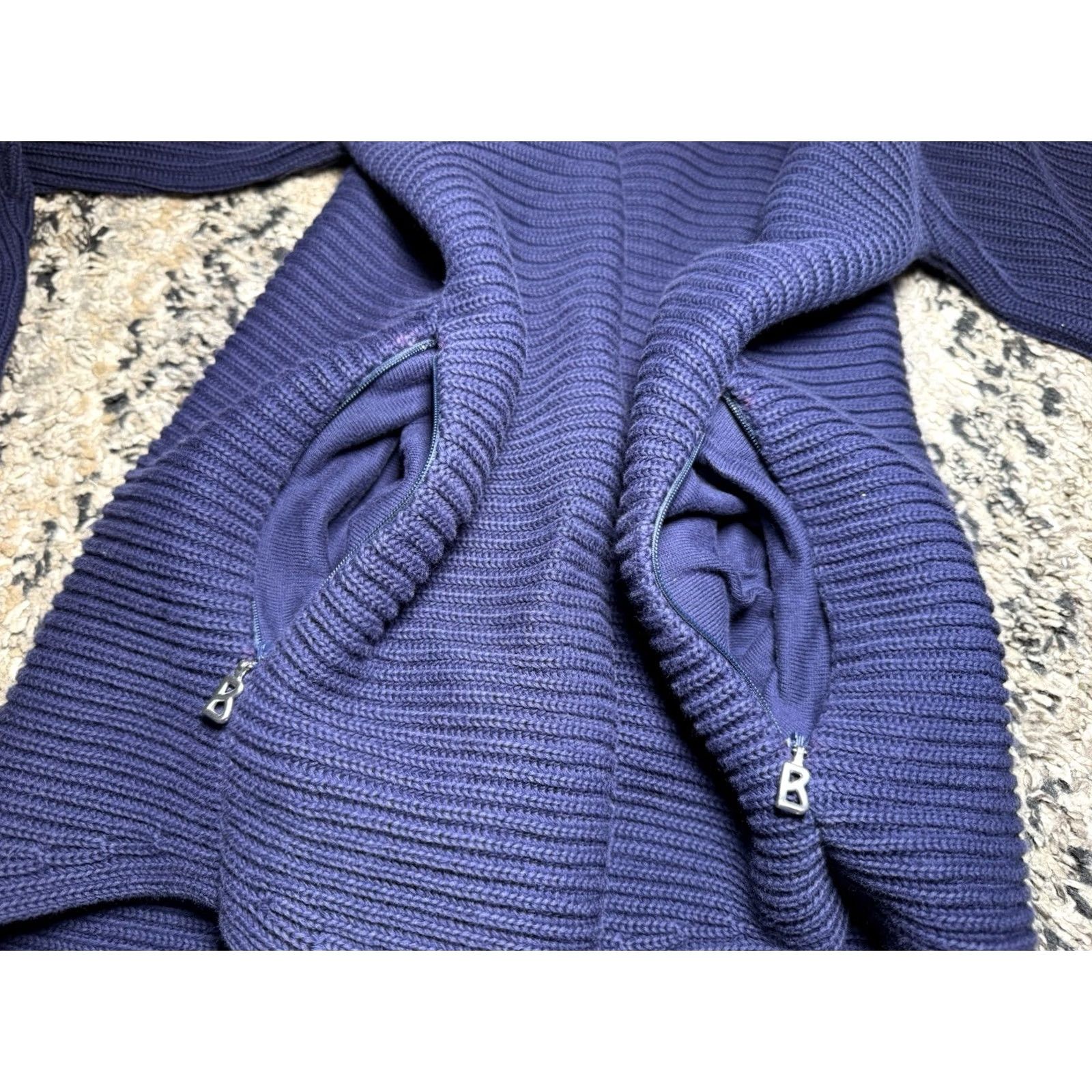 Bogner Bogner Woman’s Ribbed Knit Full Zip Thick Sweater Jacket L Navy Blue Women’s Large Navy Blue Full Zip Thick Sweater Jacket Size L / US 10 / IT 46 - 5 Thumbnail