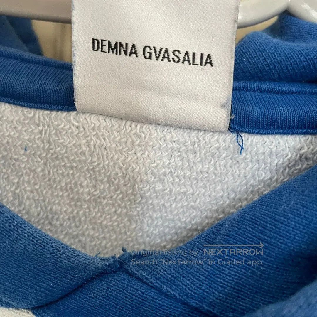 Vetements VETEMENTS x Champion Limited Sweatshirt . Size US M / EU 48-50 / 2 - 7 Thumbnail