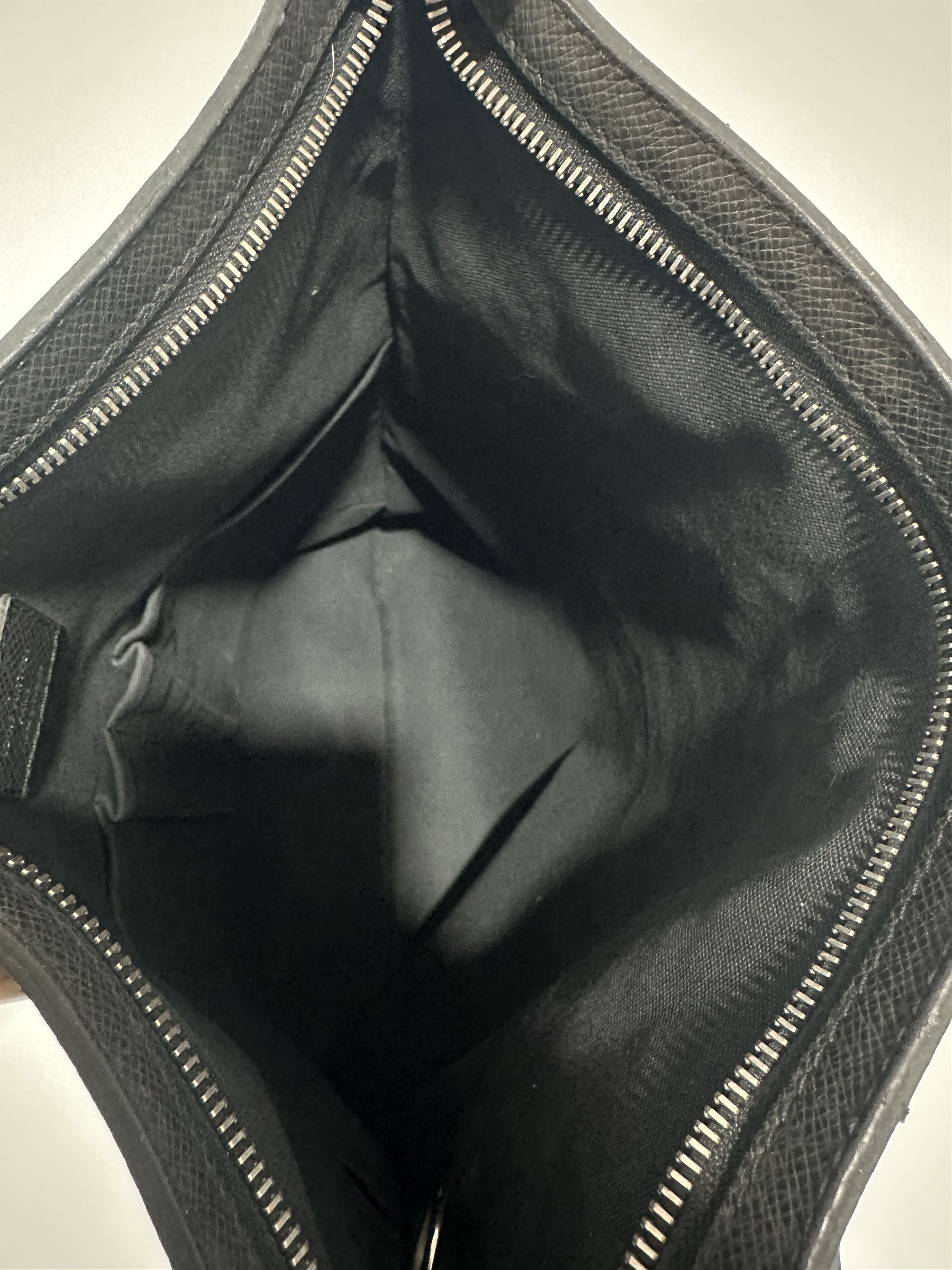 Louis Vuitton LOUIS VUITTON Taiga Sasha Ardoise Size ONE SIZE - 5 Thumbnail