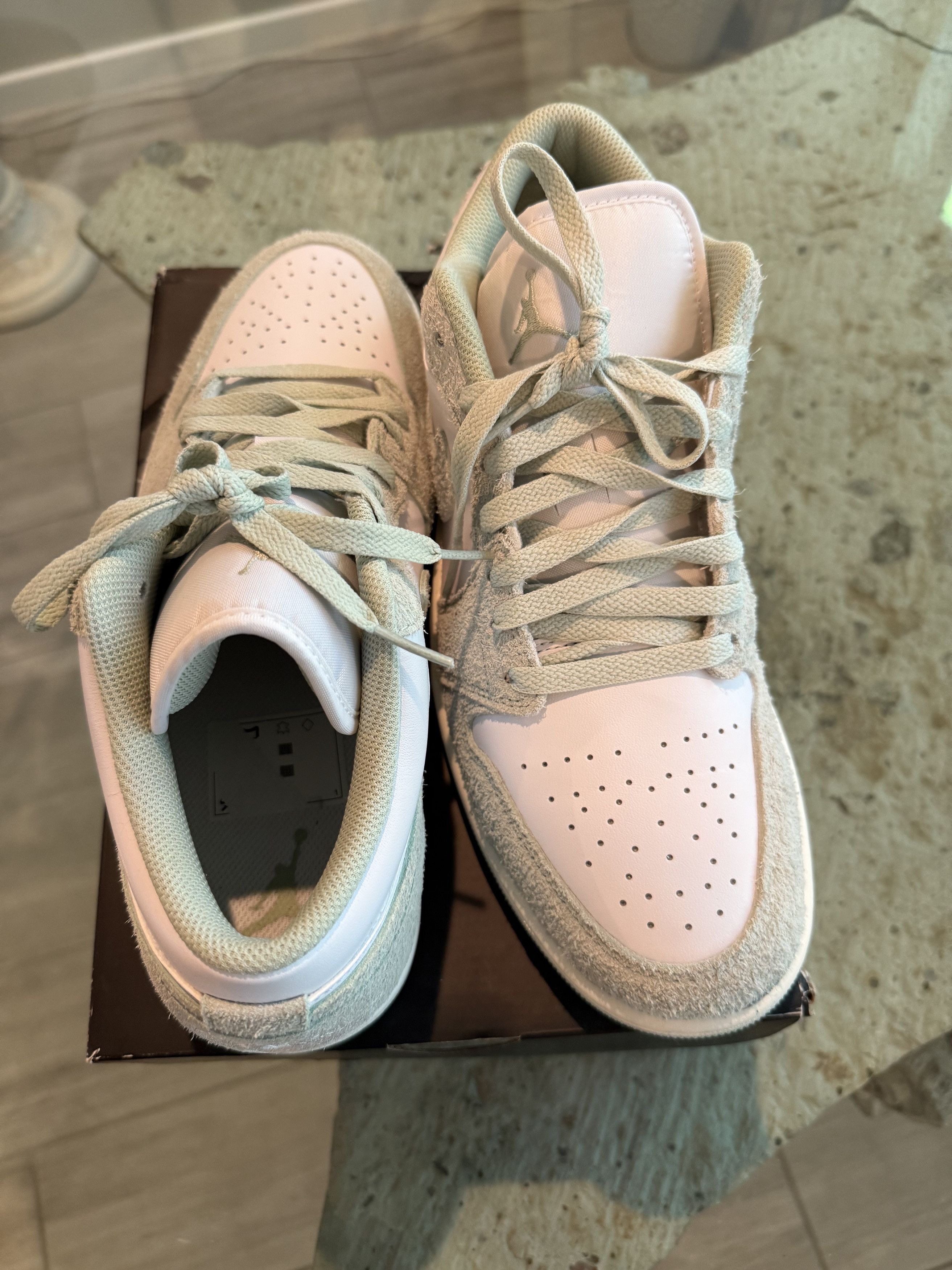 Nike Air Jordan 1 Low SE White/Seafoam Sail Size US 10.5 / EU 43-44 - 3 Thumbnail