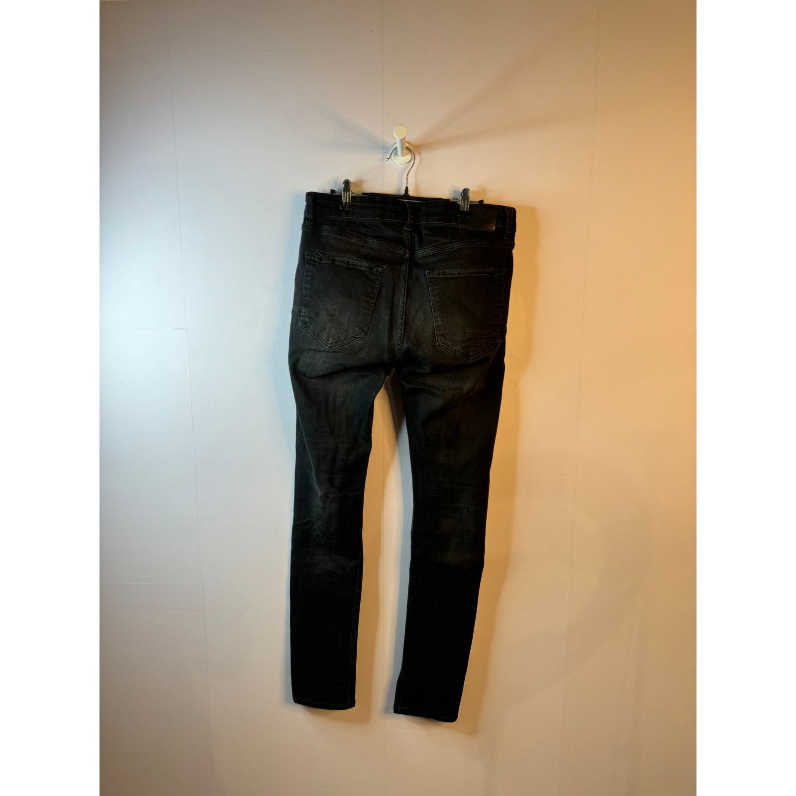 Purple Brand Purple Jeans Black Used 32 Size US 32 / EU 48 - 2 Thumbnail