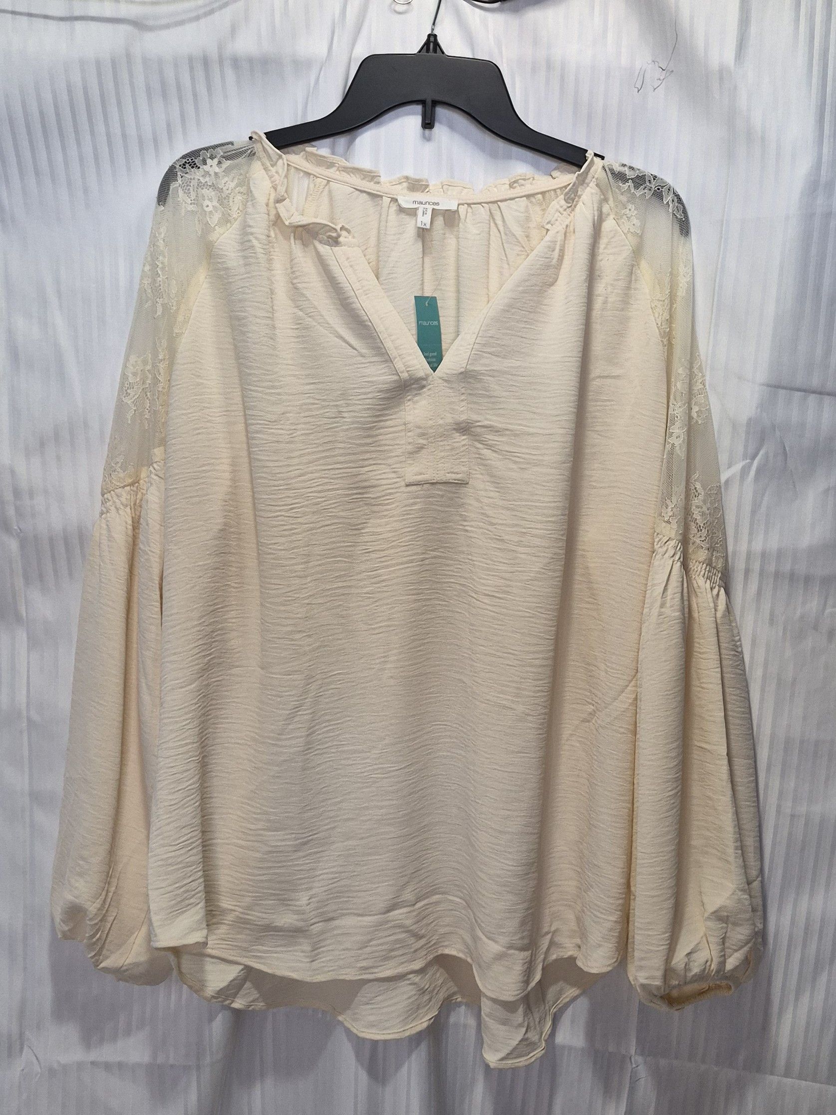 Other Maurices 1X Cream Lace-Shoulder Boho Top NWT Size XL / US 12-14 / IT 48-50 - 1 Thumbnail
