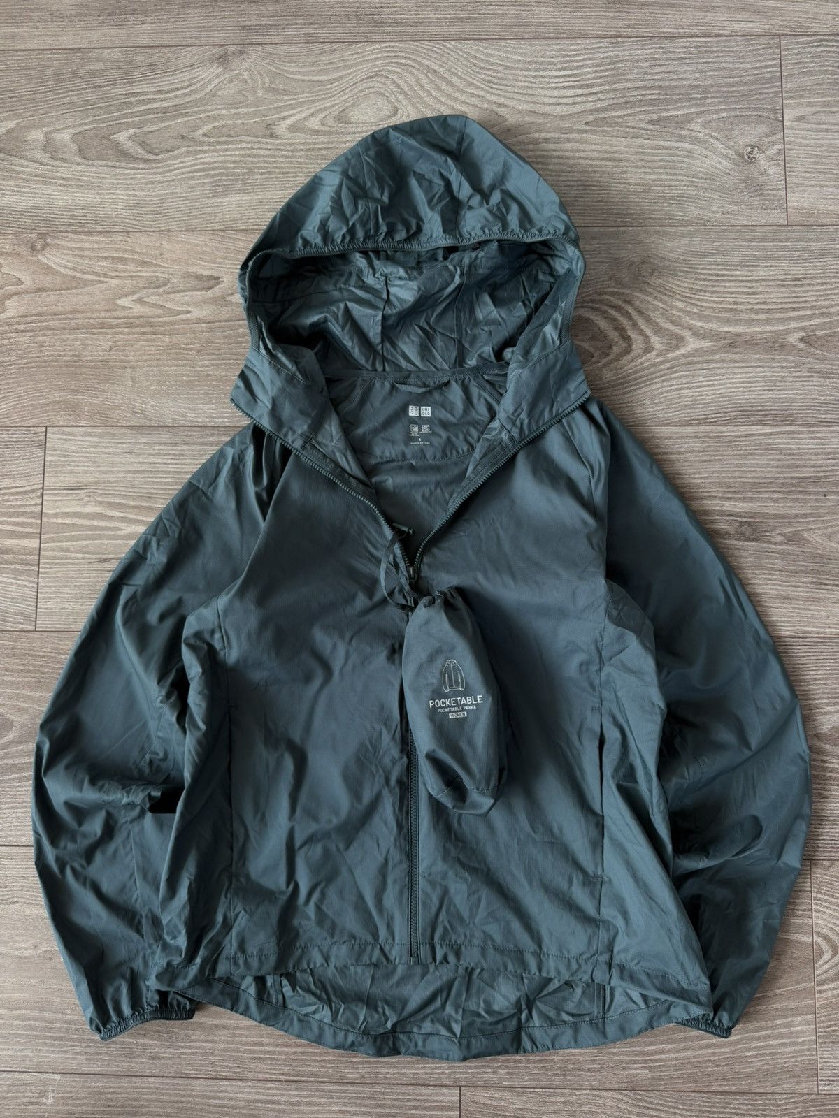 Uniqlo Uniqlo Hybrid Packable Outwear Monochrome Urban Style Jacket Size S / US 4 / IT 40 - 11 Thumbnail