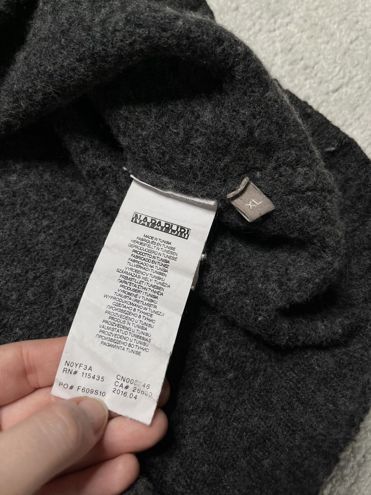 Napapijri Vintage Grey Basic Knit Sweater Zip Napapijri Outdoor Size US M / EU 48-50 / 2 - 6 Thumbnail