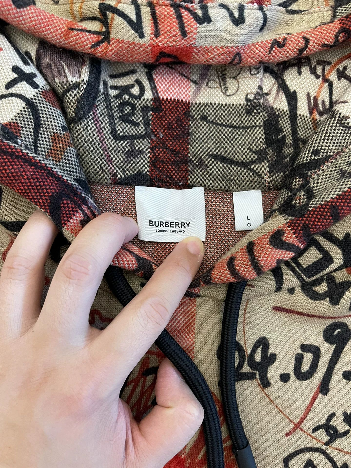Burberry Burberry Graffiti Runway Check Wool L 98 Sweatshirt Size US L / EU 52-54 / 3 - 2 Thumbnail