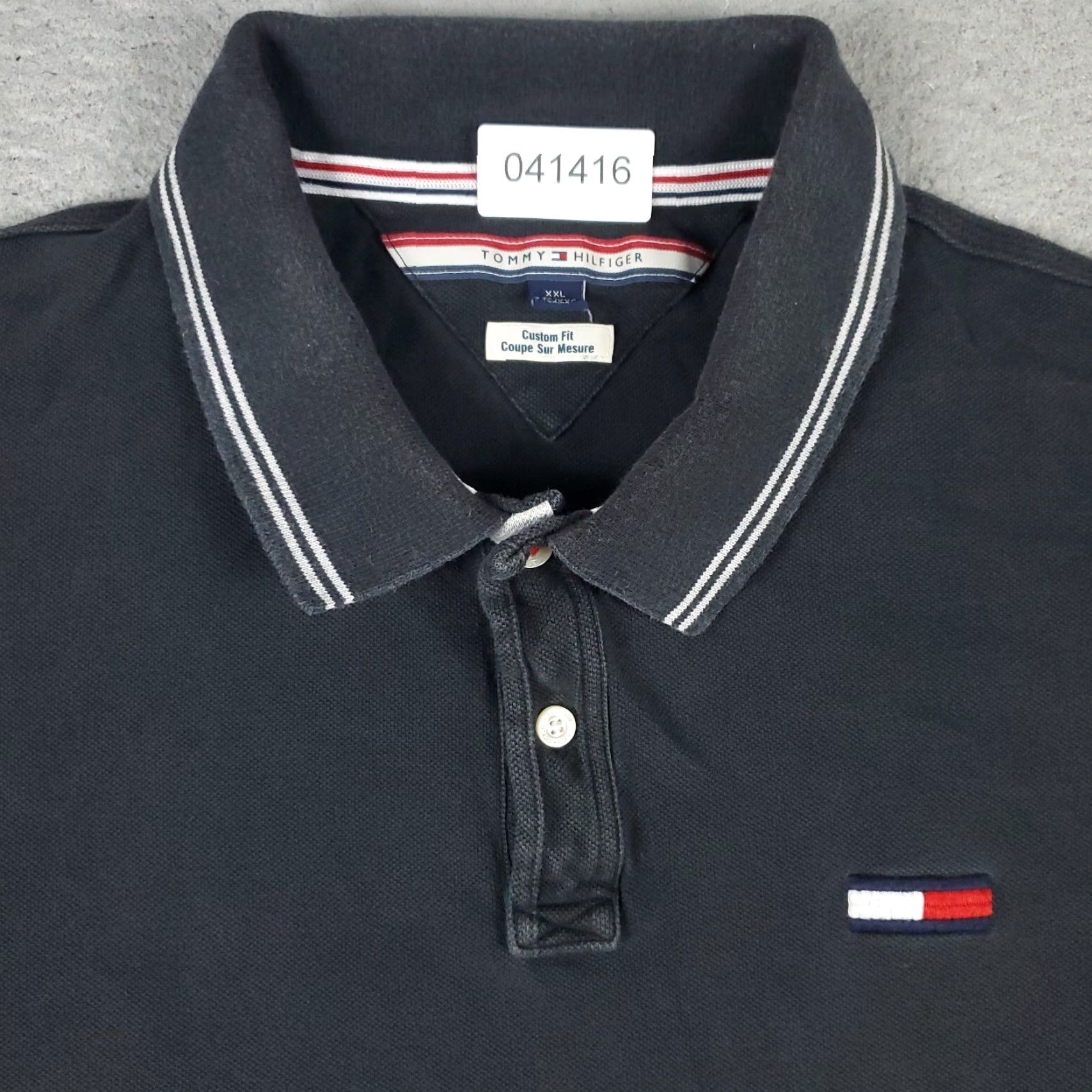 Tommy Hilfiger VINTAGE Tommy Hilfiger Polo Shirt Mens 2XL Black Casual Short Sleeve Polo Mens 2XL Black Tommy Hilfiger Shirts Mens Size US XXL / EU 58 / 5 - 2 Thumbnail