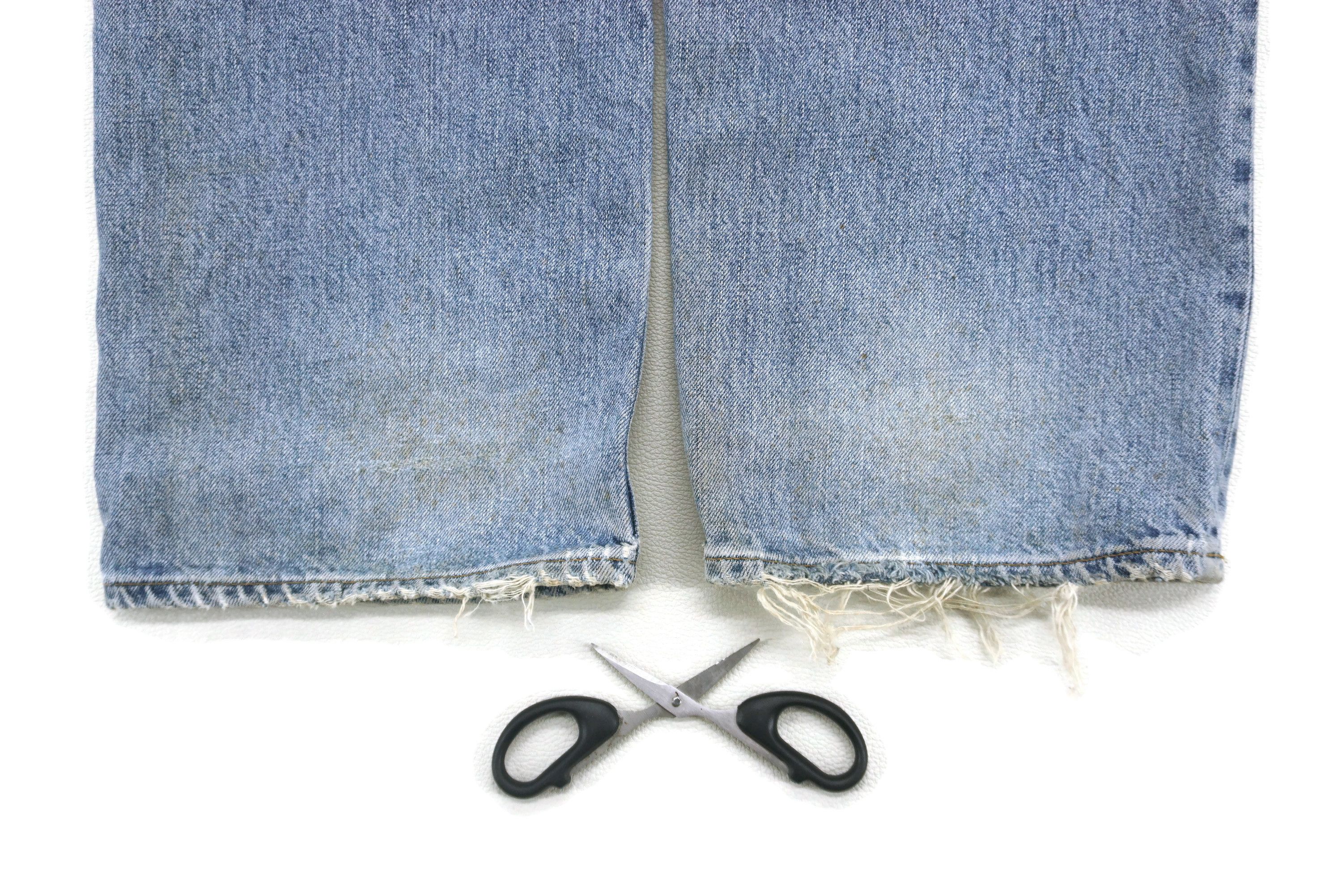 Levi's Vintage Levi's Jeans Size W30xL33.5 Light Wash Denim Size US 30 / EU 46 - 10 Thumbnail